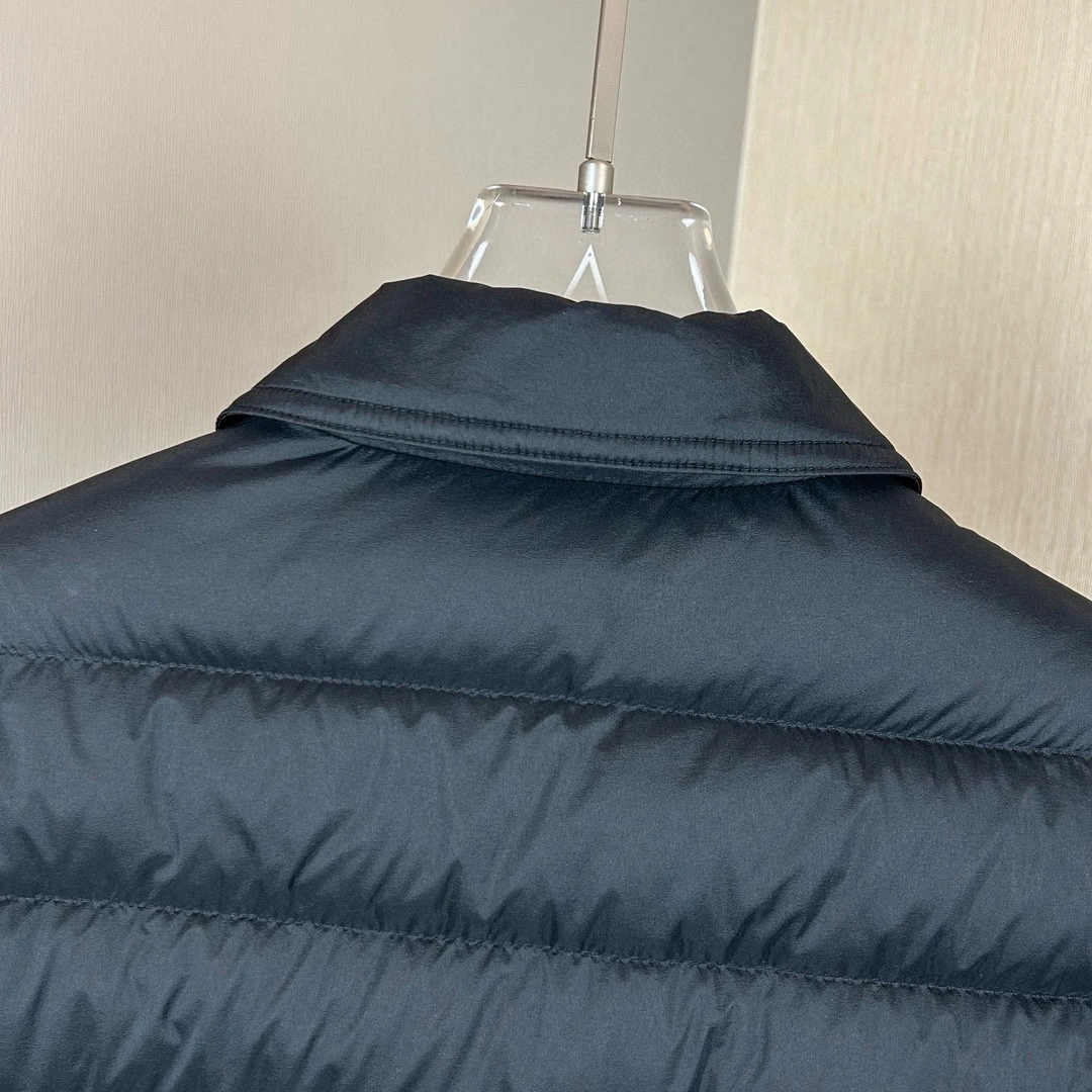 Durable Moncler Down Jackets 146516