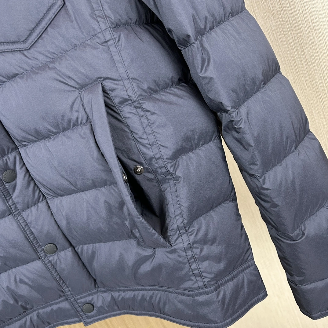 EasyCare Moncler Down Jackets 146523