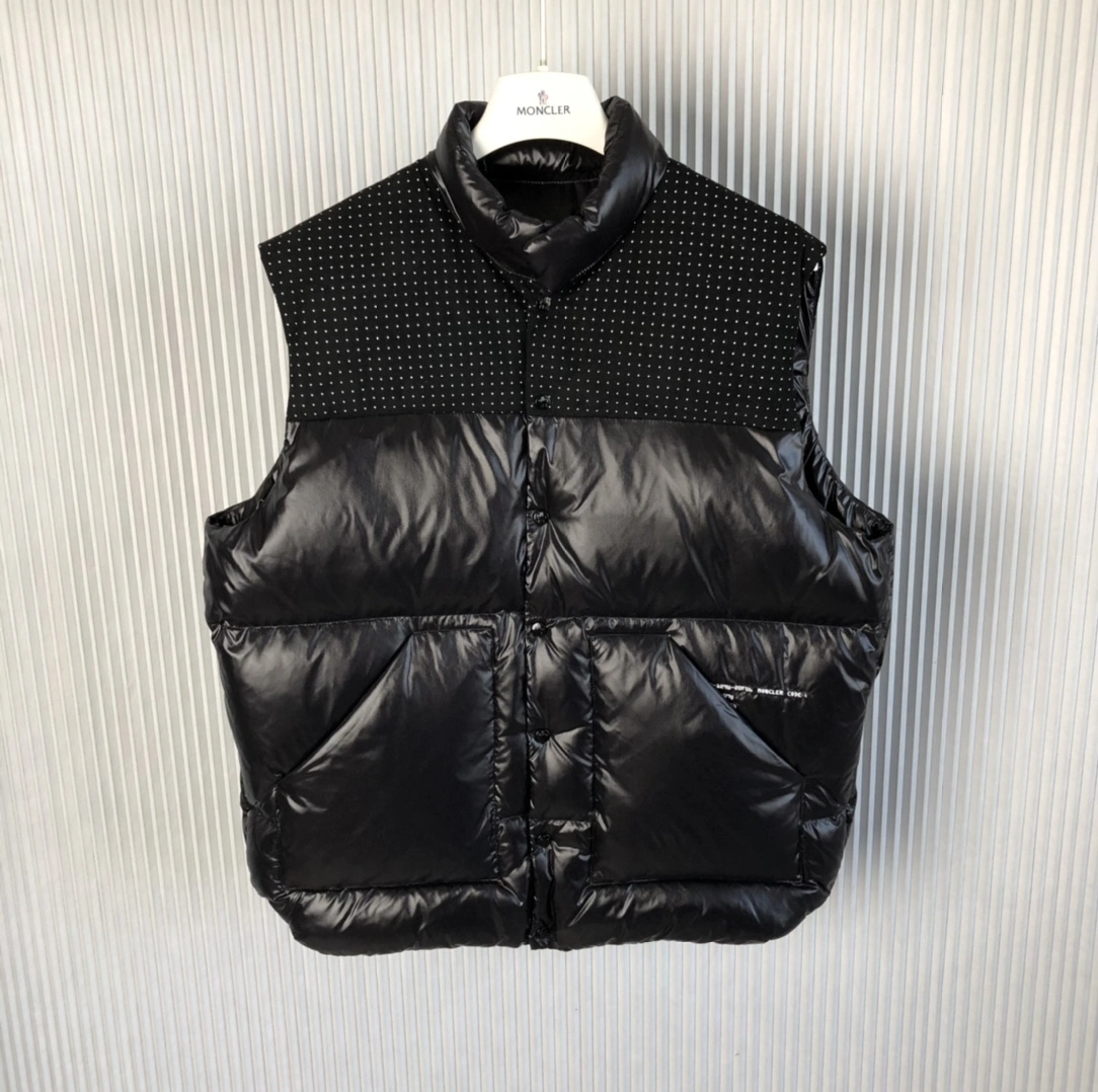 Moncler Down Jackets Vibrant 146515