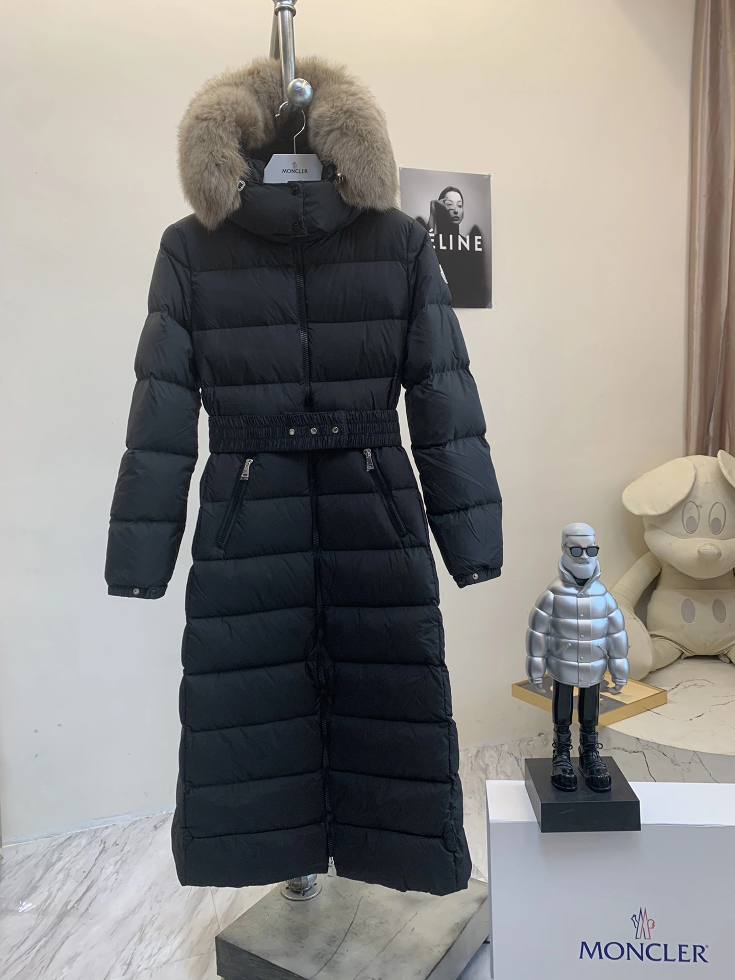 FlexibleFit Moncler Down Jackets 146514