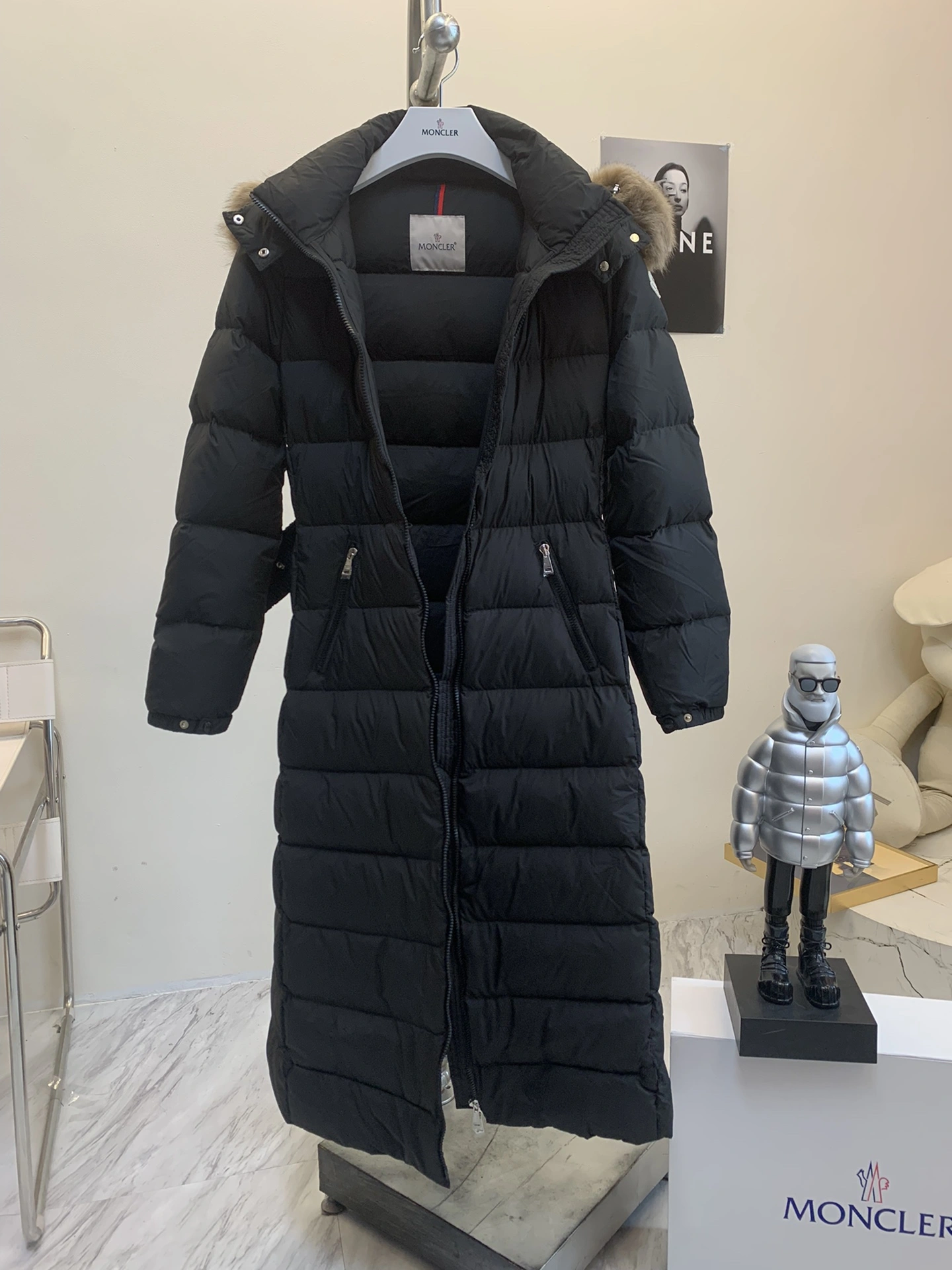 FlexibleFit Moncler Down Jackets 146514