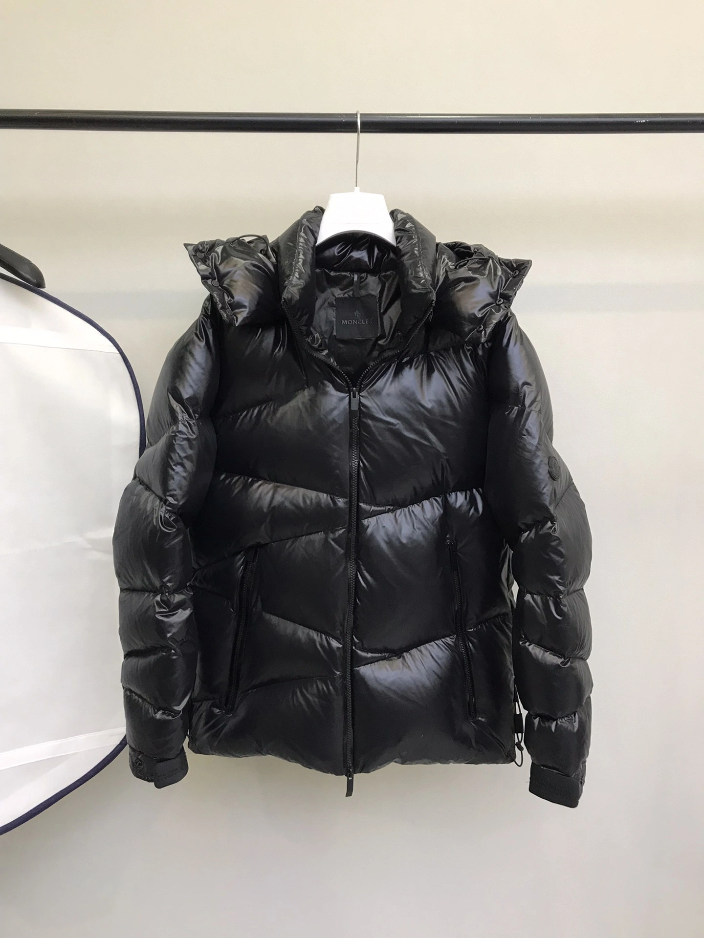 HighQuality Moncler Down Jackets 146508