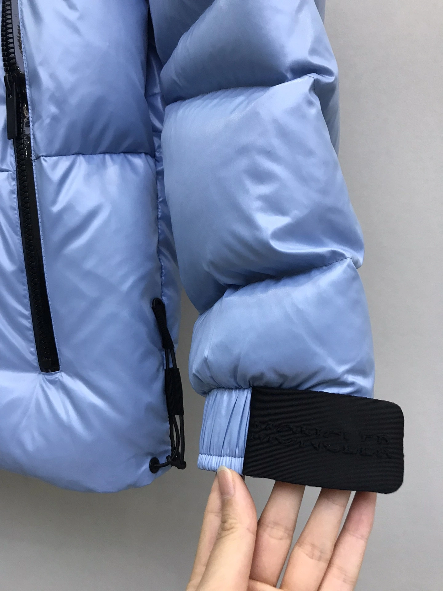 Moncler Down Jackets Trendsetting 146504