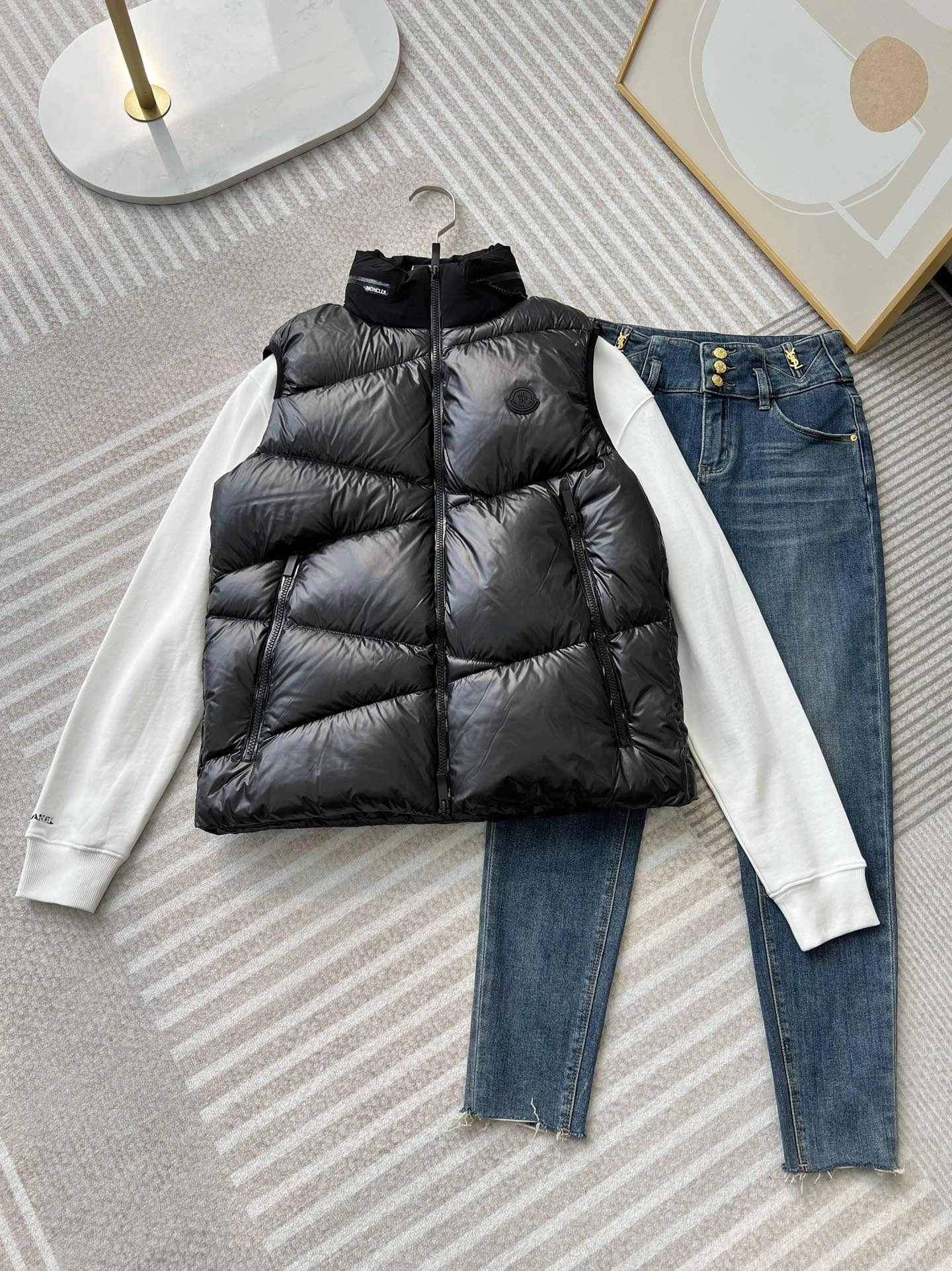 Modern Moncler Down Jackets 146507