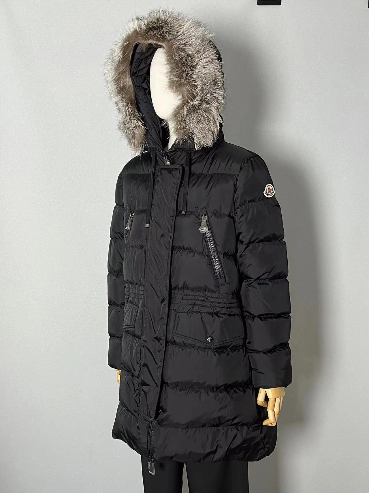 Moncler Down Jackets Timeless 146501