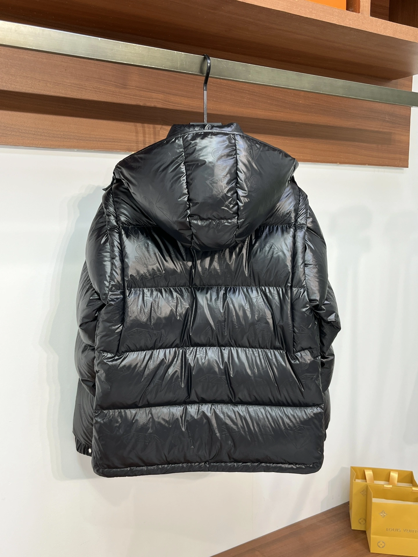 Moncler Down Jackets Stylish 146497
