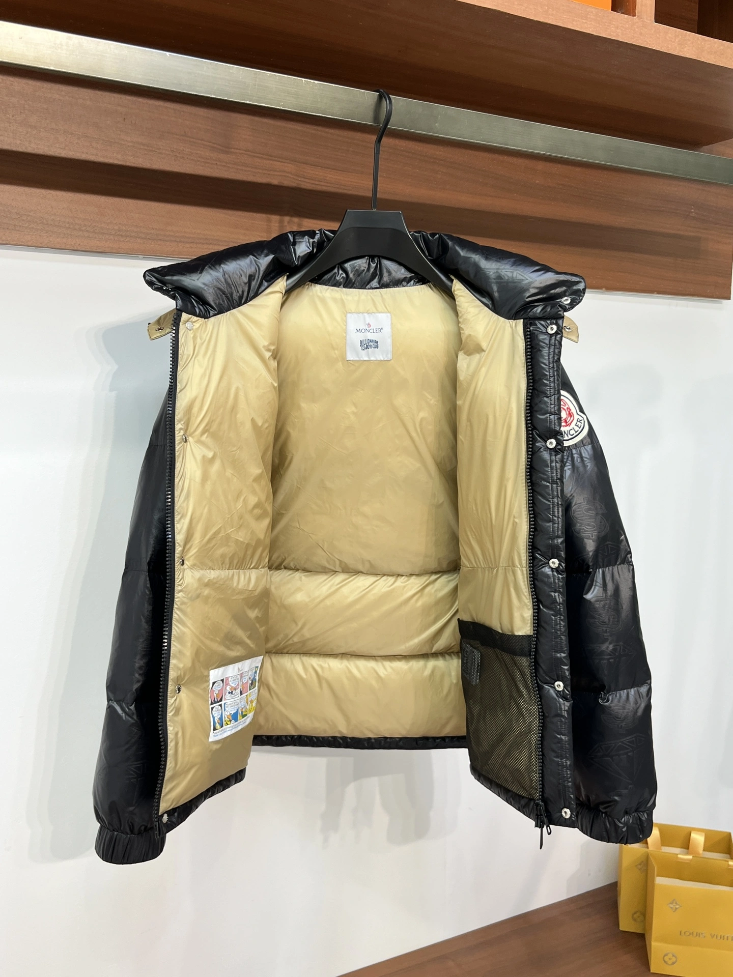 Moncler Down Jackets Stylish 146497