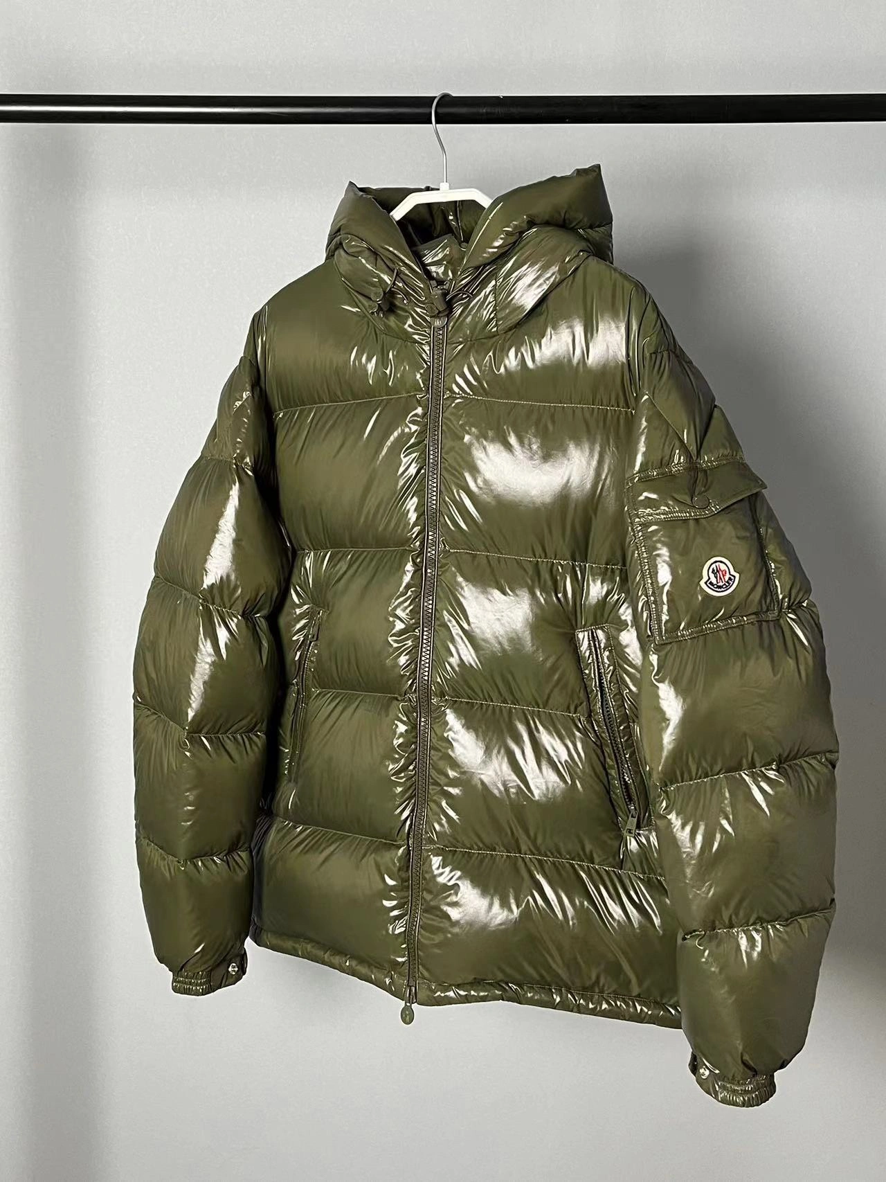 Moncler Down Jackets Sophisticated 146503