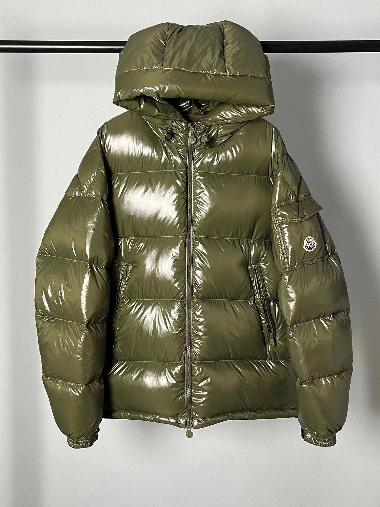 Moncler Down Jackets Sophisticated 146503