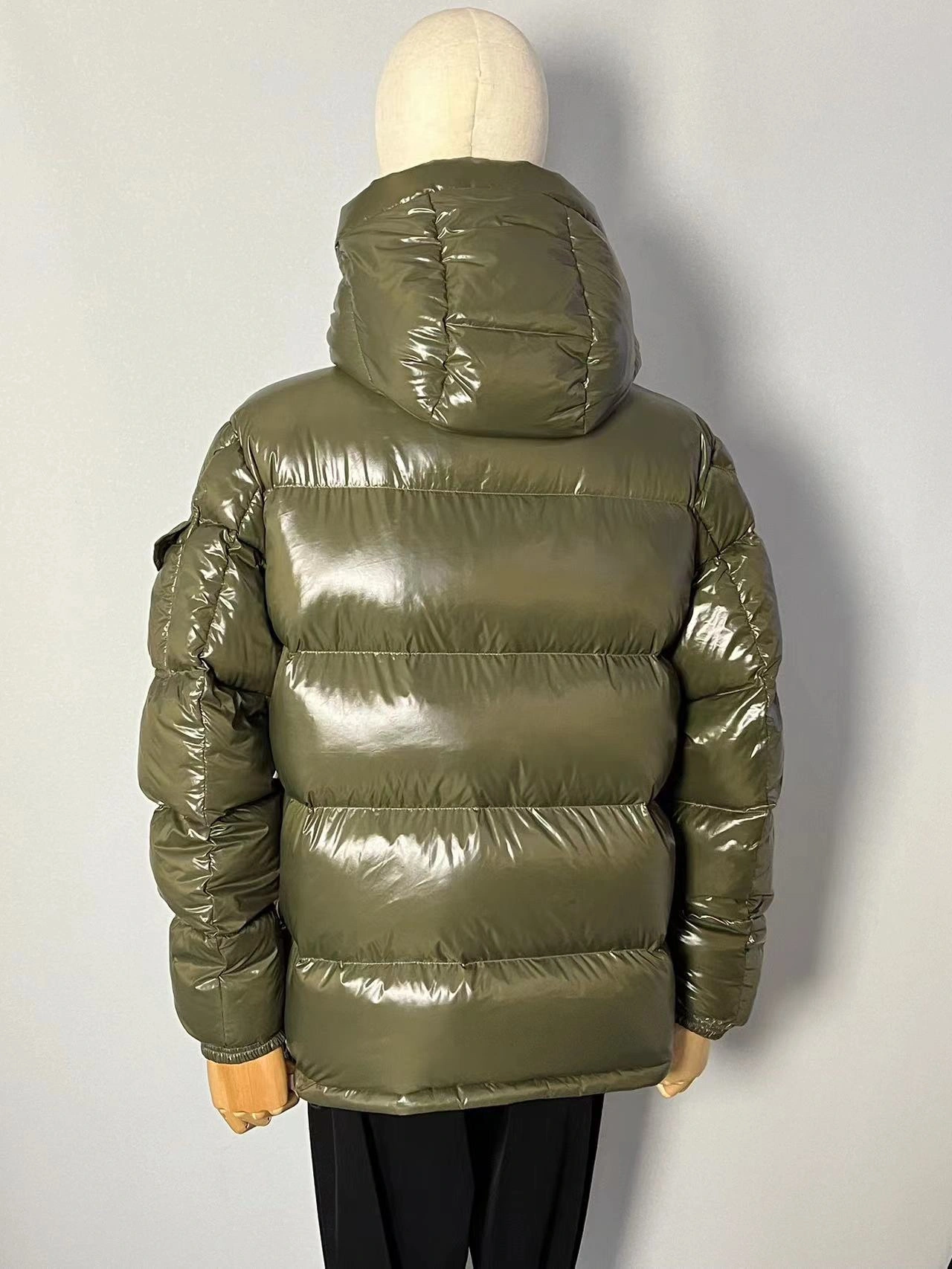 Moncler Down Jackets Sophisticated 146503