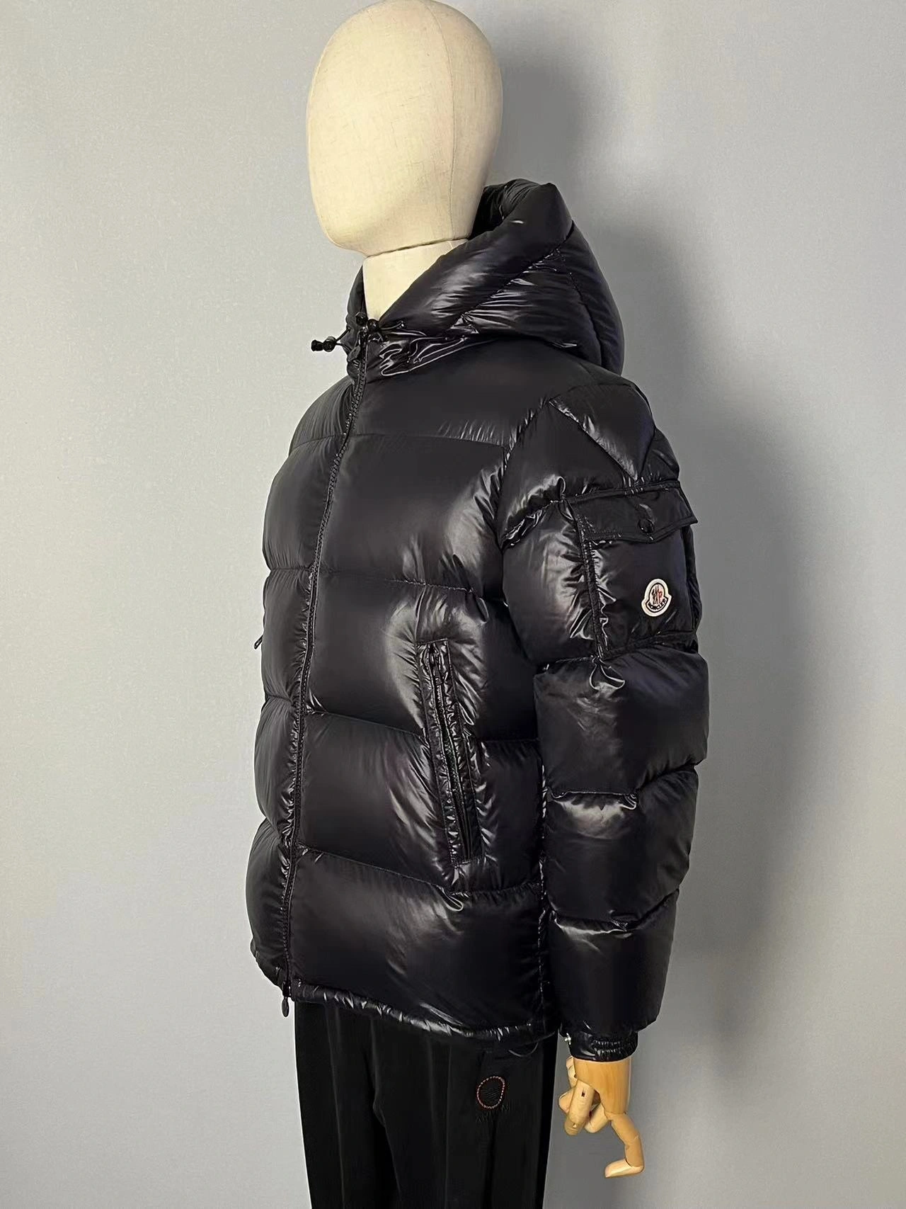 Sophisticated Moncler Down Jackets 146498
