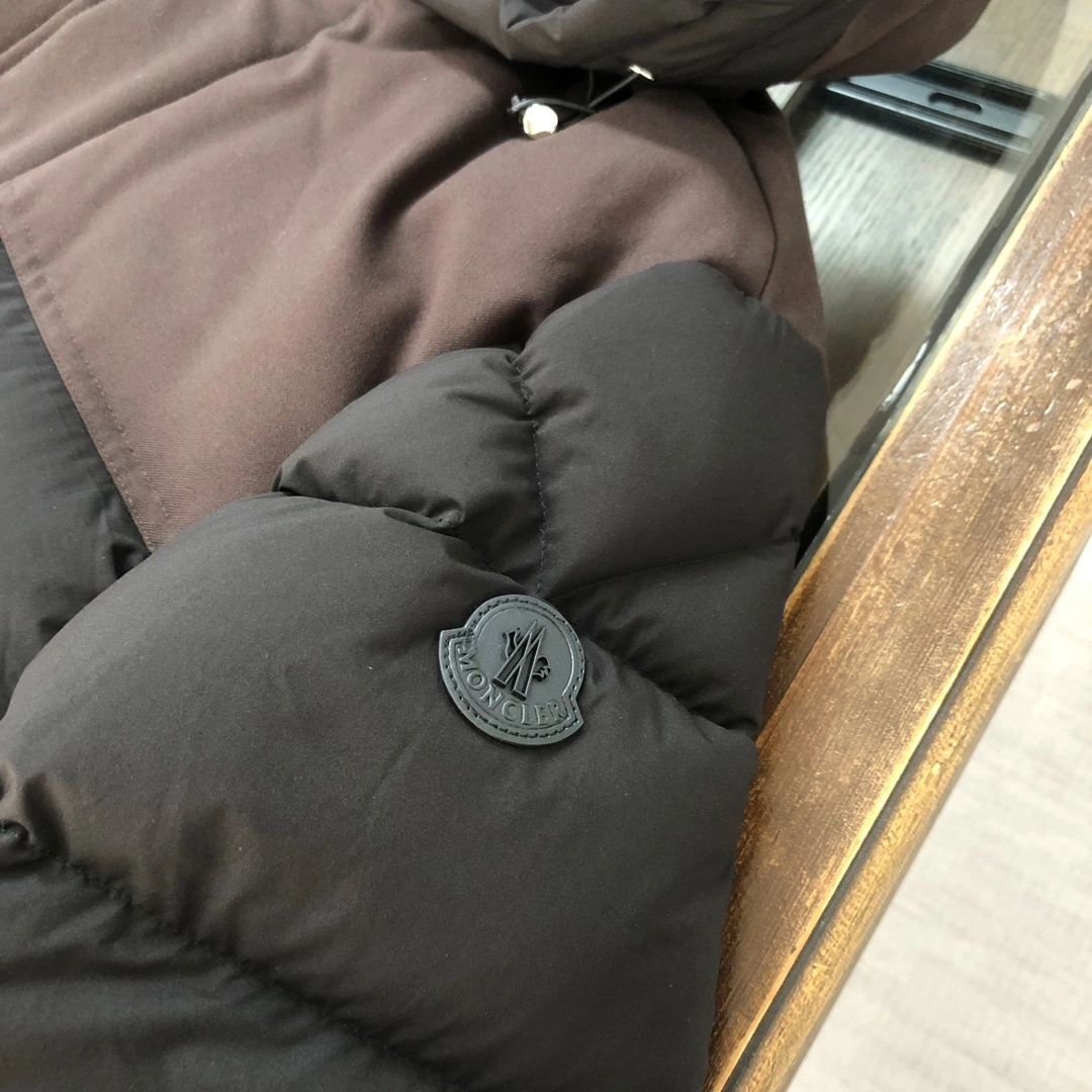 ModernLook Moncler Down Jackets 146480