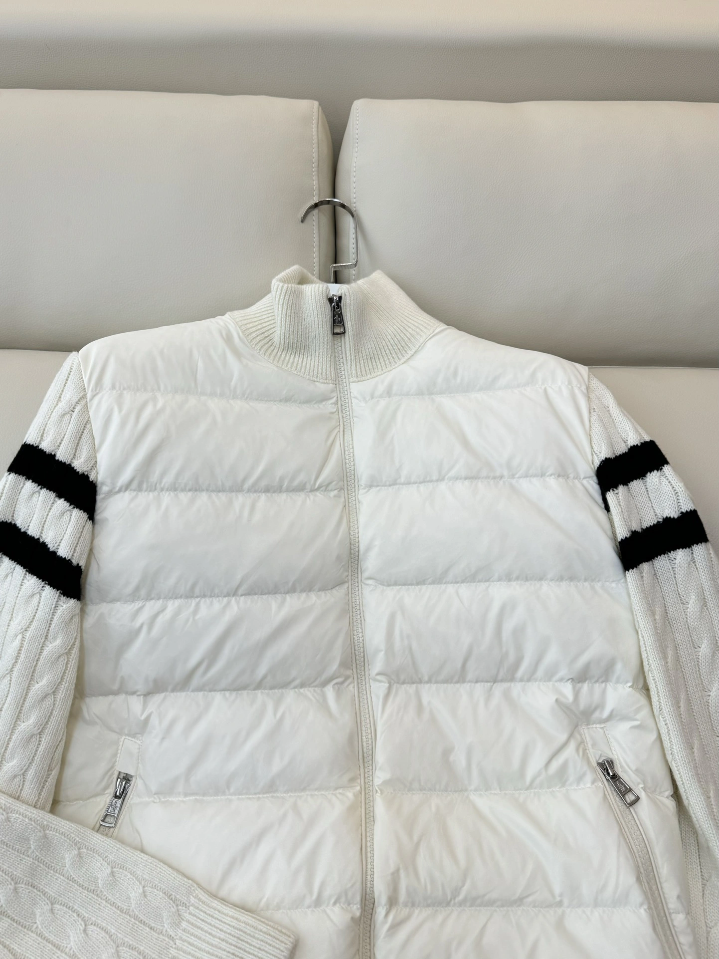 Moncler Down Jackets ModernLook 146485