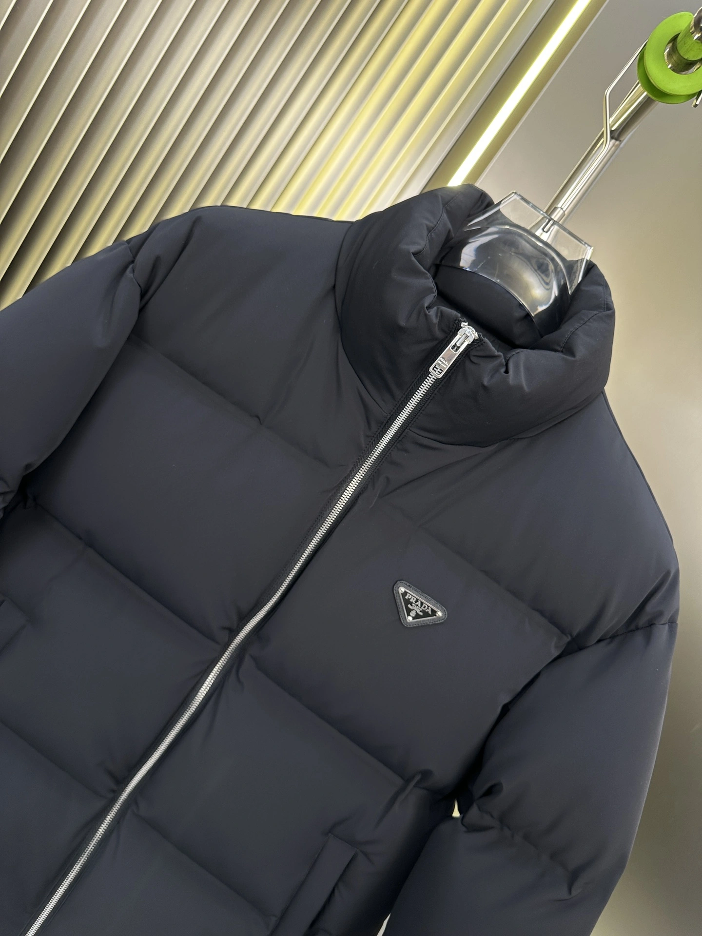 Moncler Down Jackets Packable 146500