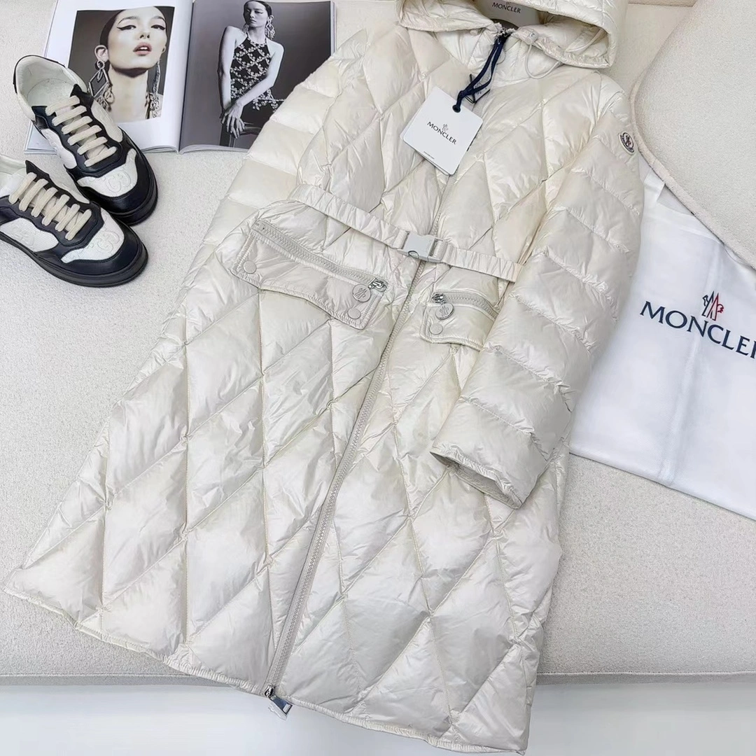 Trendsetting Moncler Down Jackets 146506