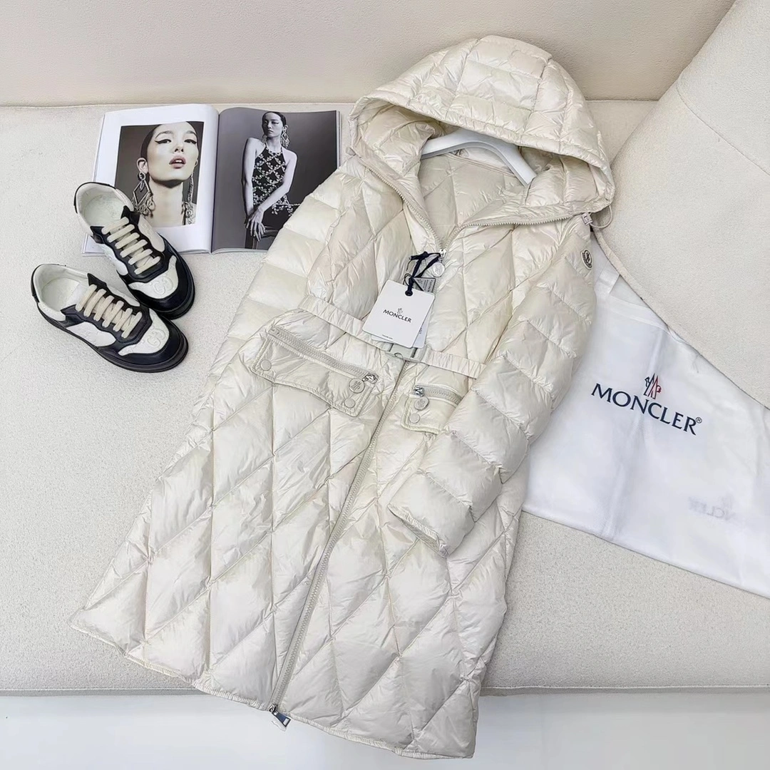 Trendsetting Moncler Down Jackets 146506