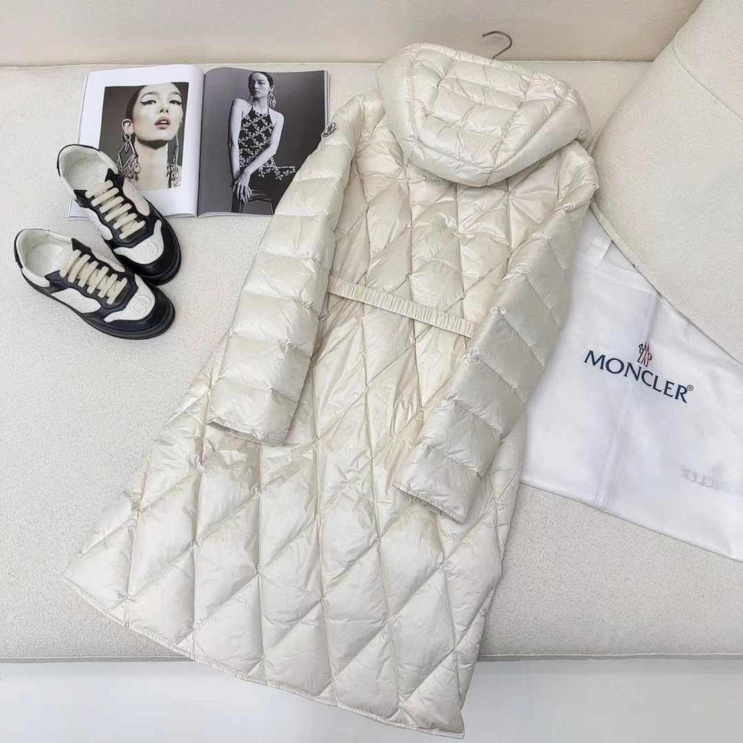 Trendsetting Moncler Down Jackets 146506