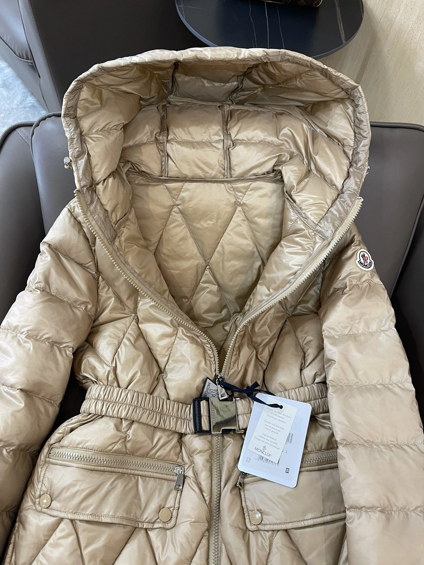 Modern Moncler Down Jackets 146477