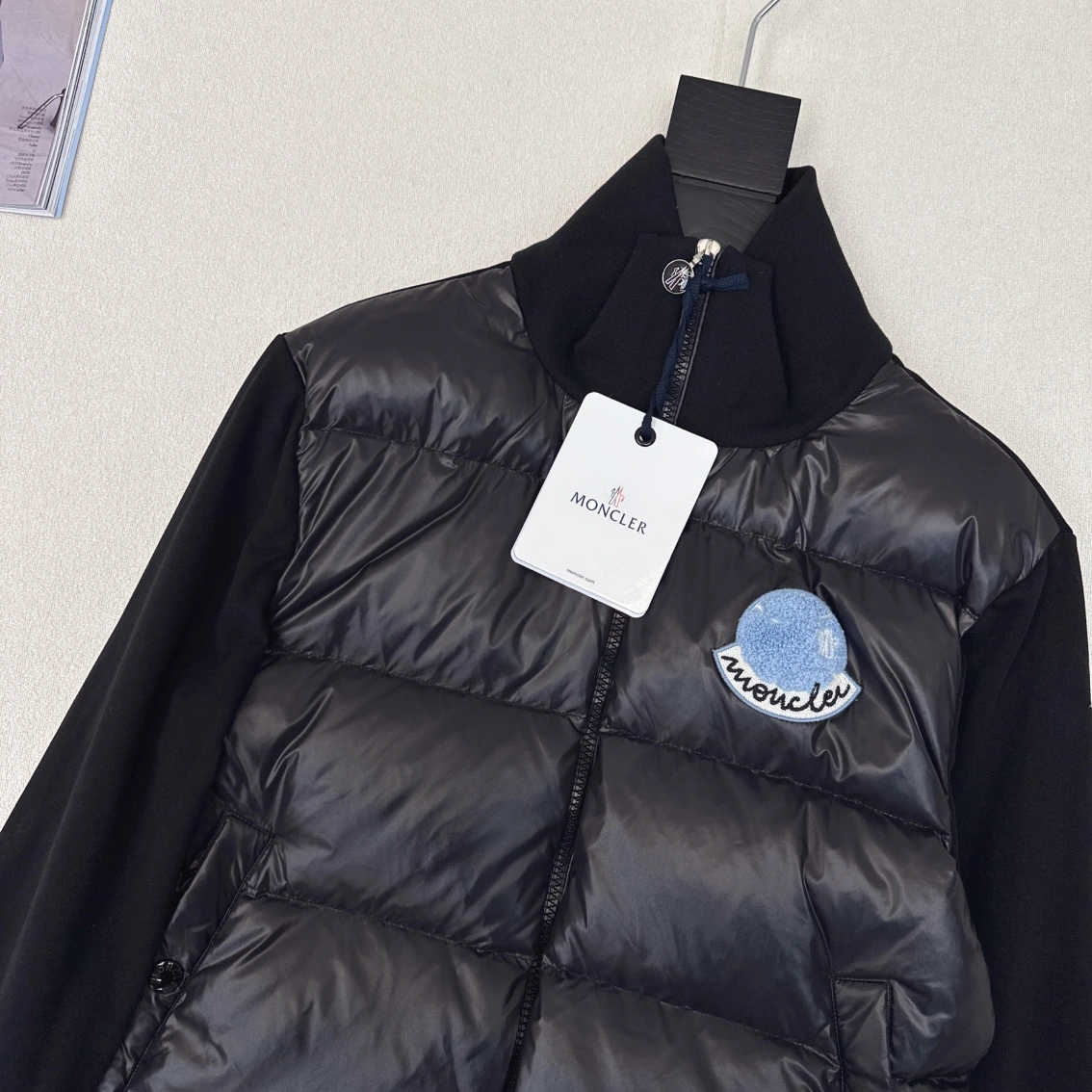 Moncler Down Jackets Cozy 146476