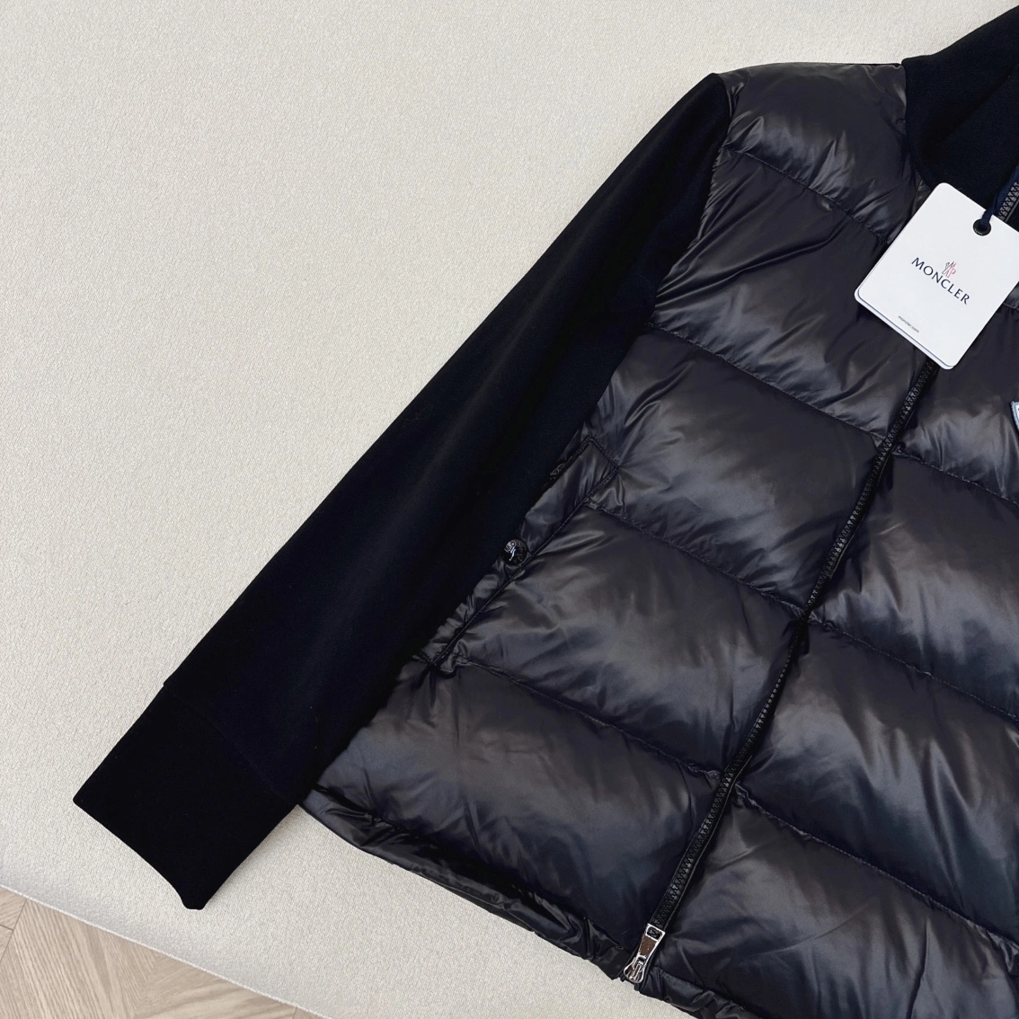 Moncler Down Jackets Cozy 146476