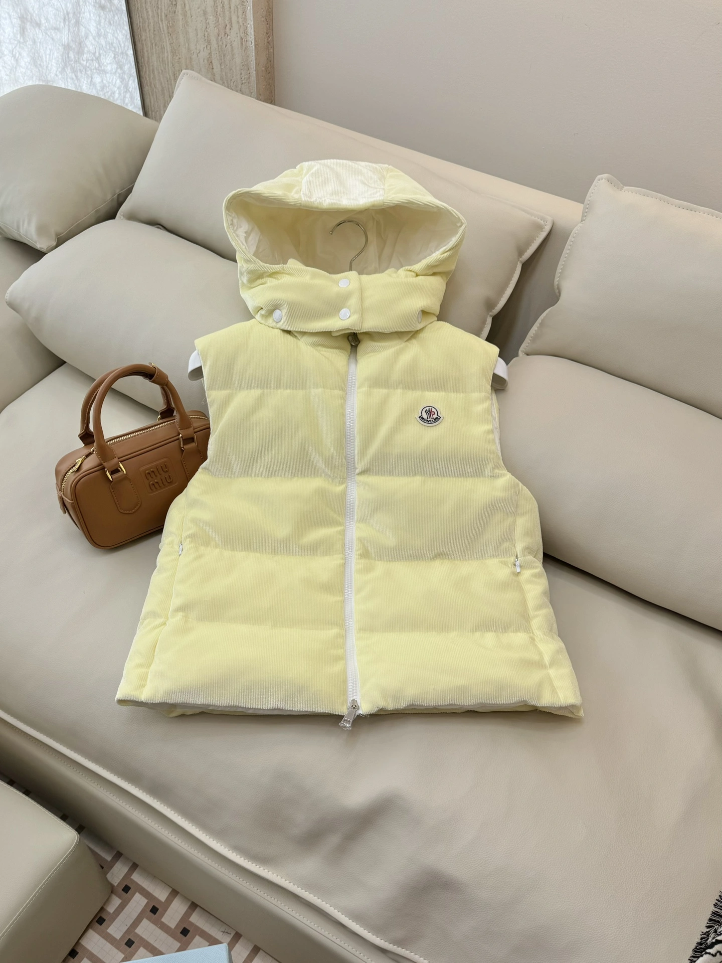Chic Moncler Down Jackets 146470