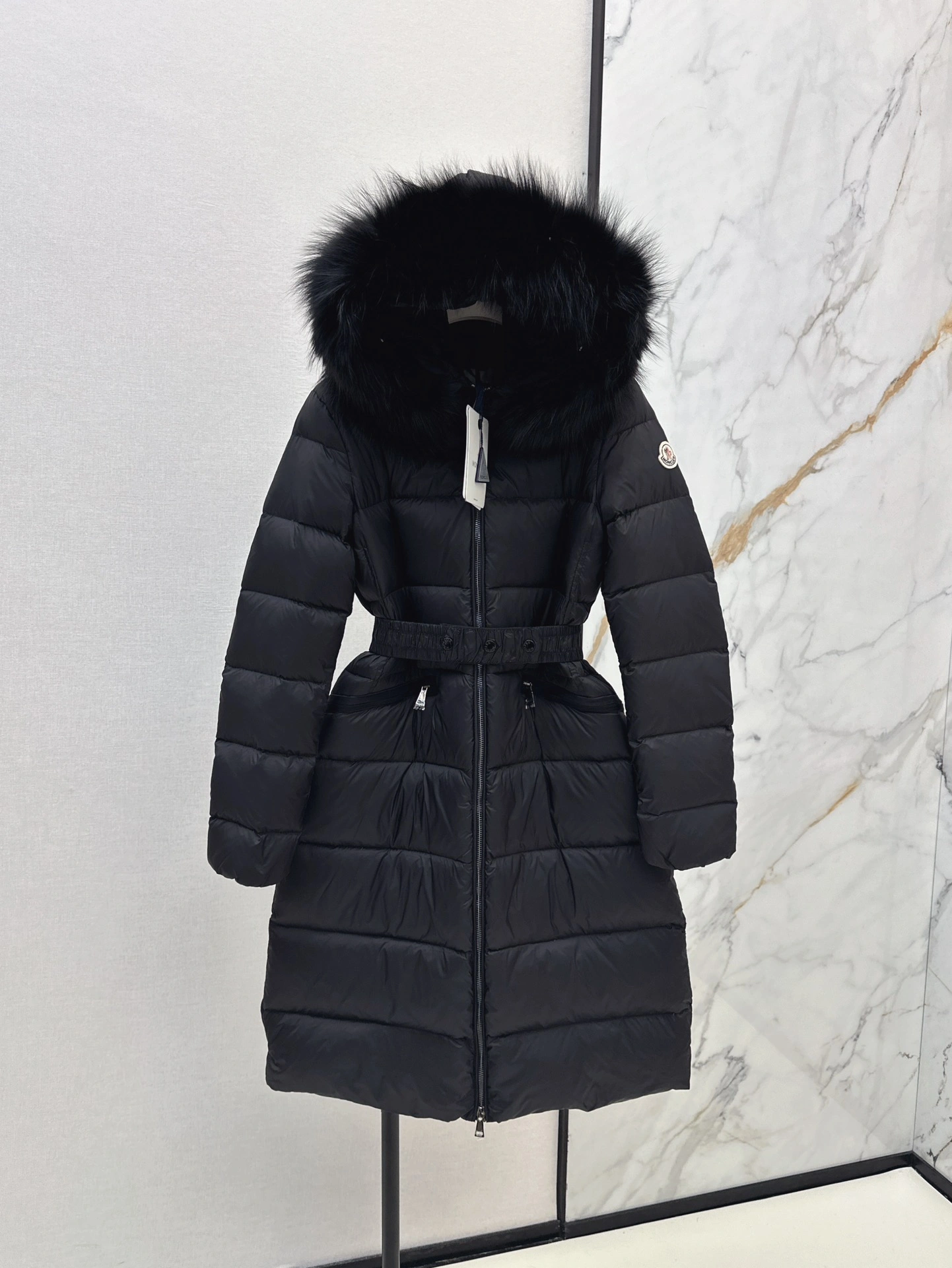 Moncler Down Jackets Durable 146453