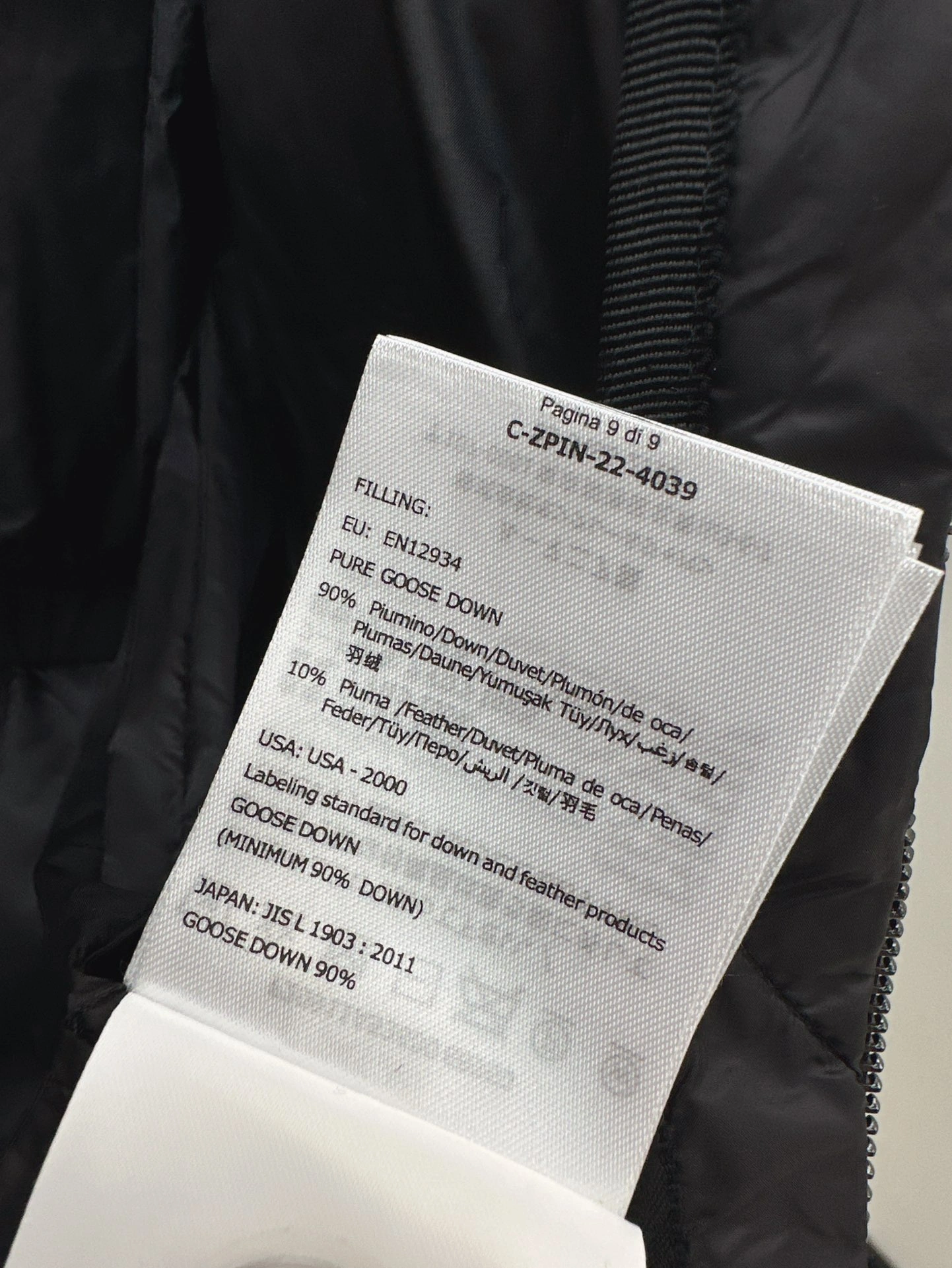 Moncler Down Jackets Durable 146453