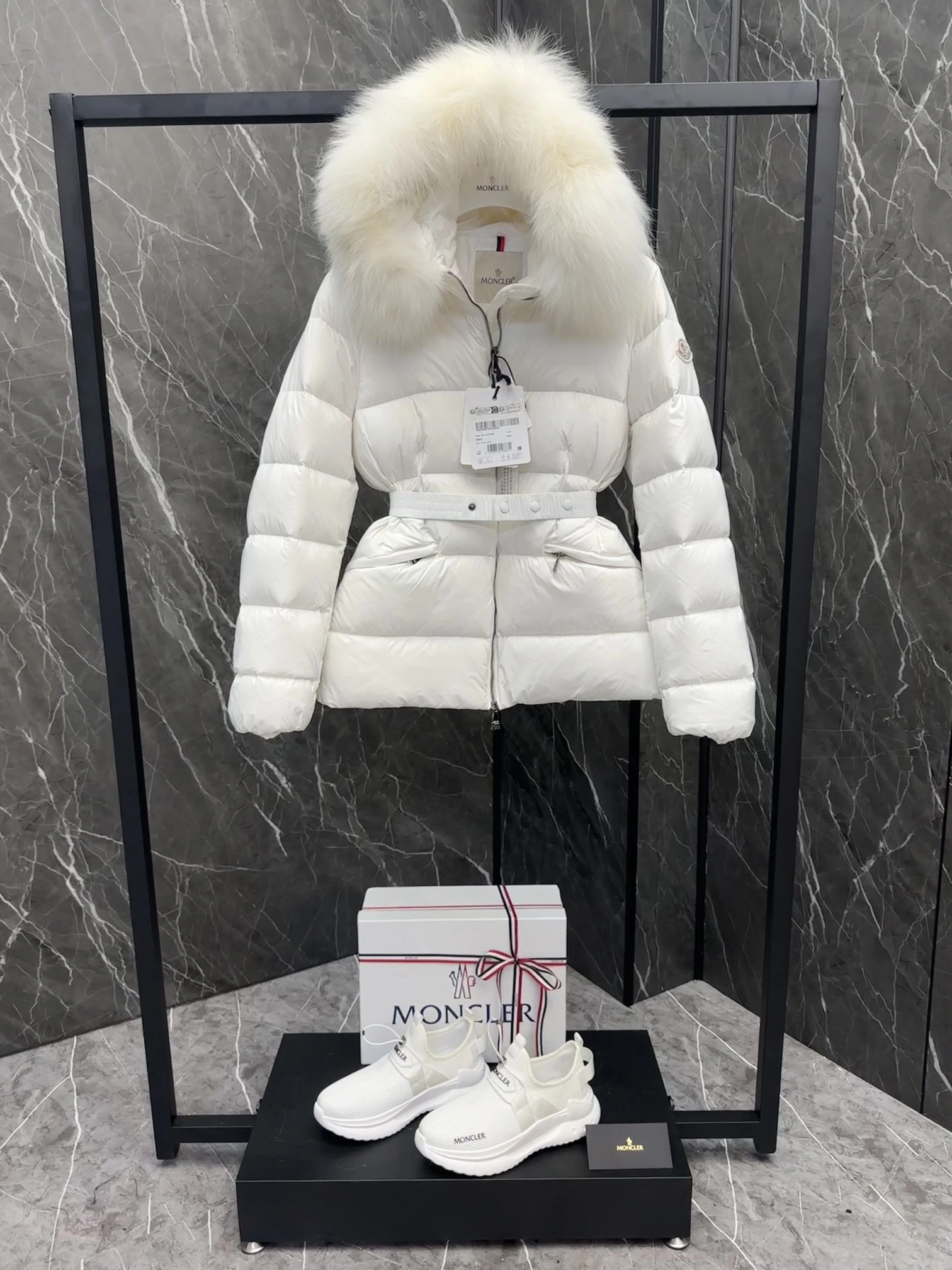 Moncler Down Jackets Sustainable 146448