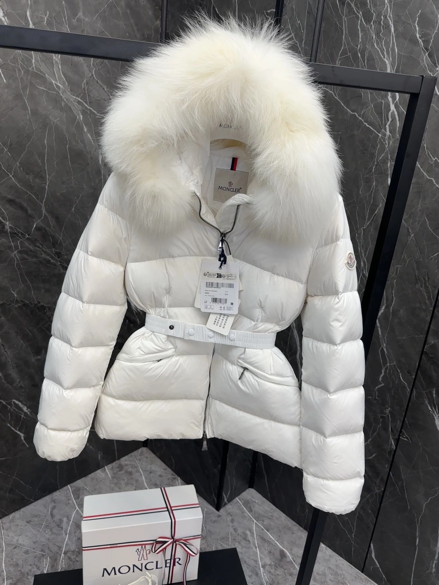 Moncler Down Jackets Sustainable 146448