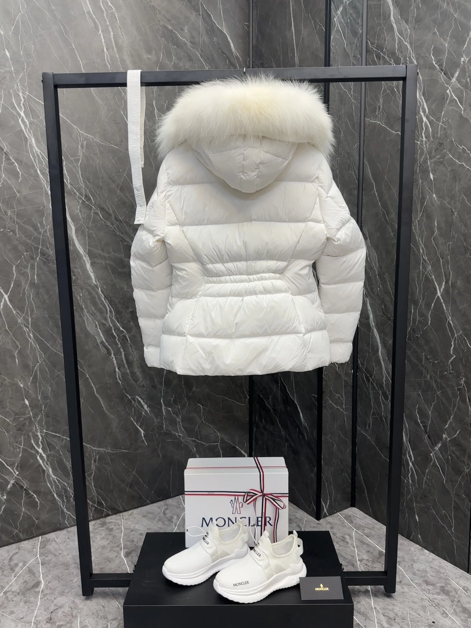Moncler Down Jackets Sustainable 146448