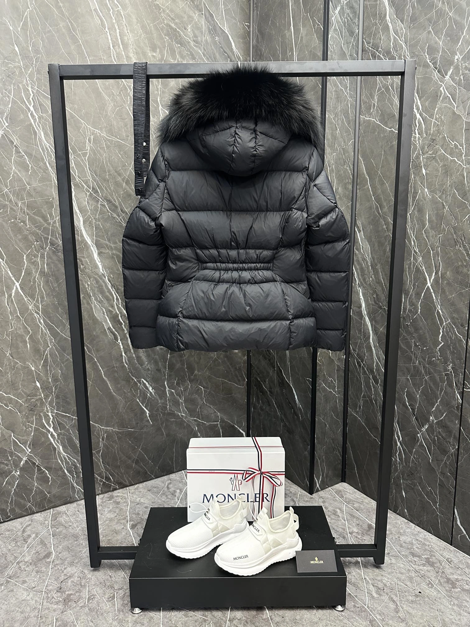 Moncler Down Jackets WellDesigned 146461