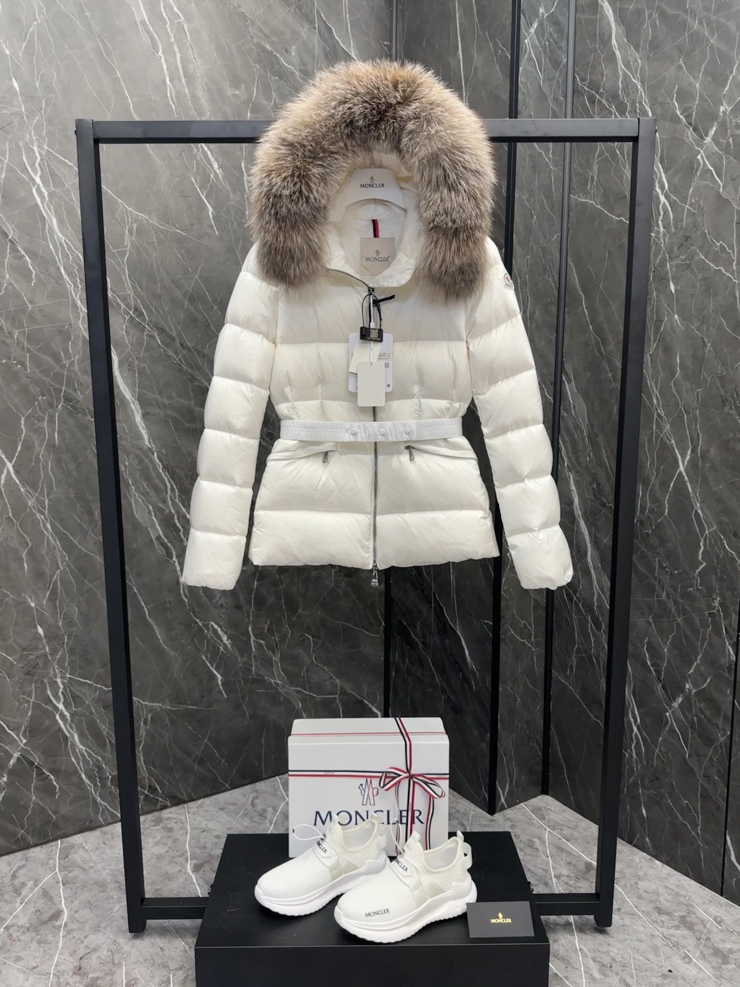 Unique Moncler Down Jackets 146458