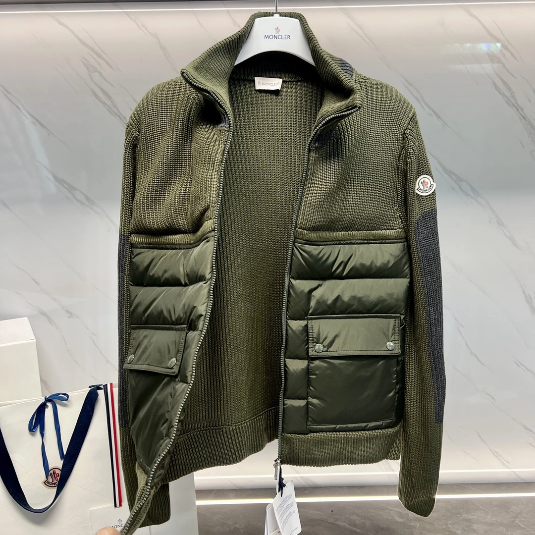 Moncler Down Jackets Durable 146459