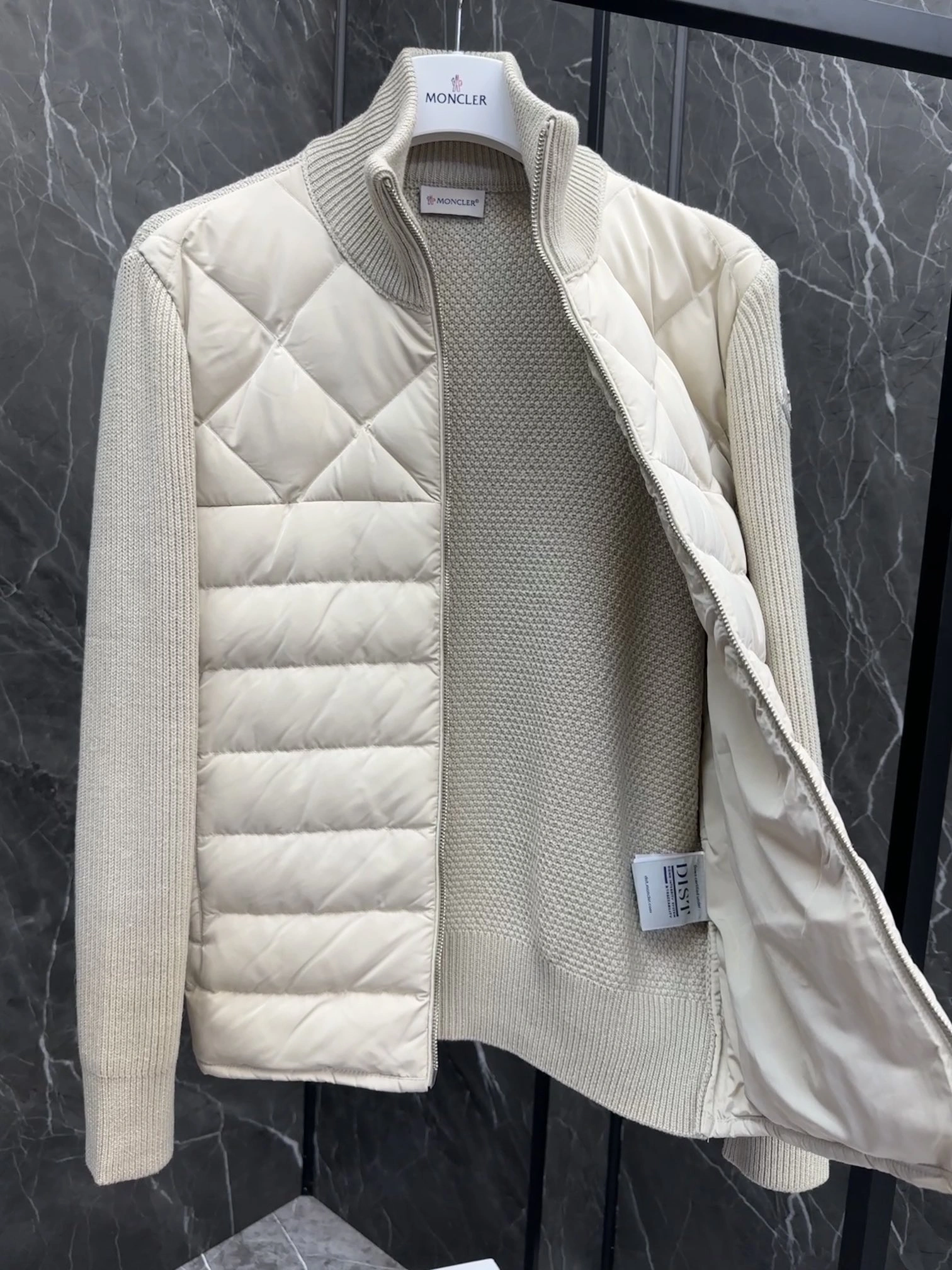 Moncler Down Jackets WellDesigned 146462