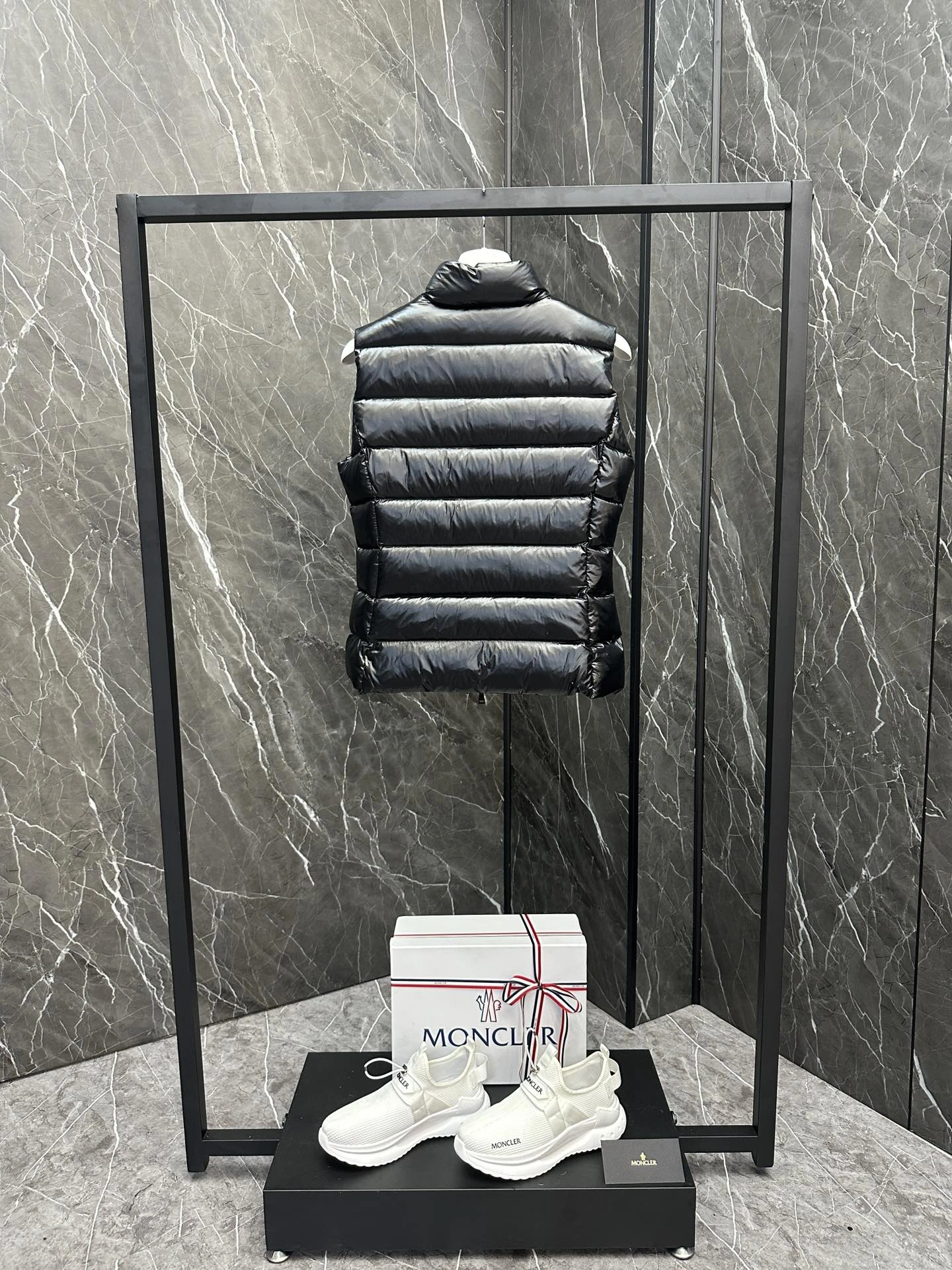 Moncler Down Jackets FashionForward 146441