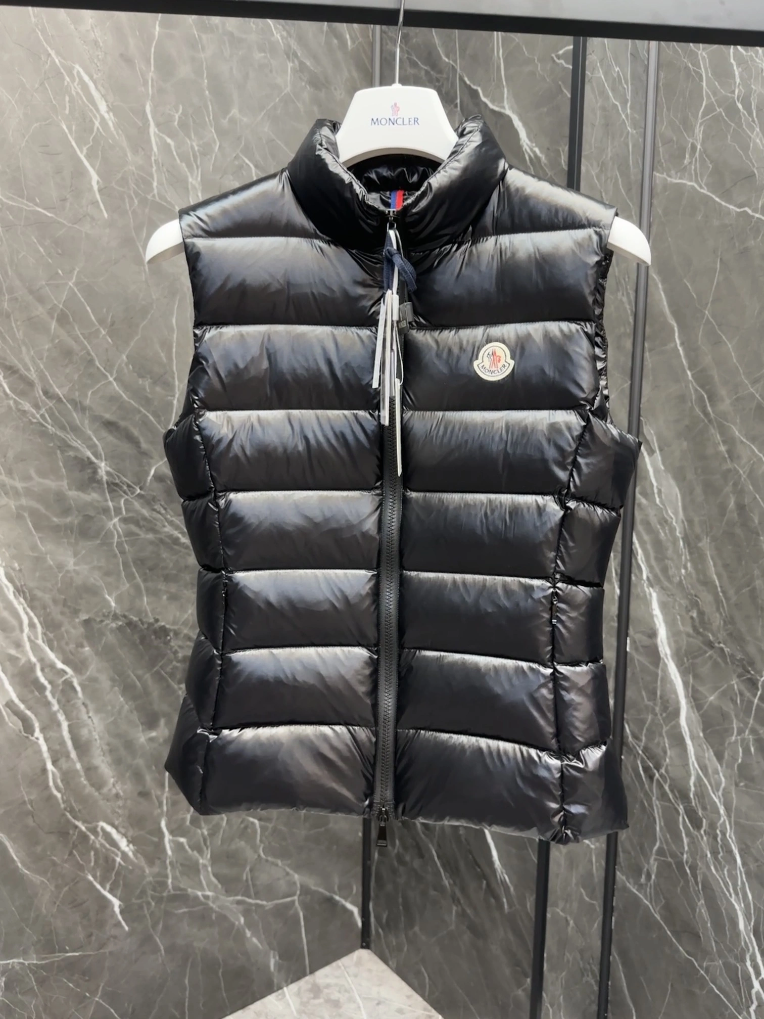 Moncler Down Jackets FashionForward 146441