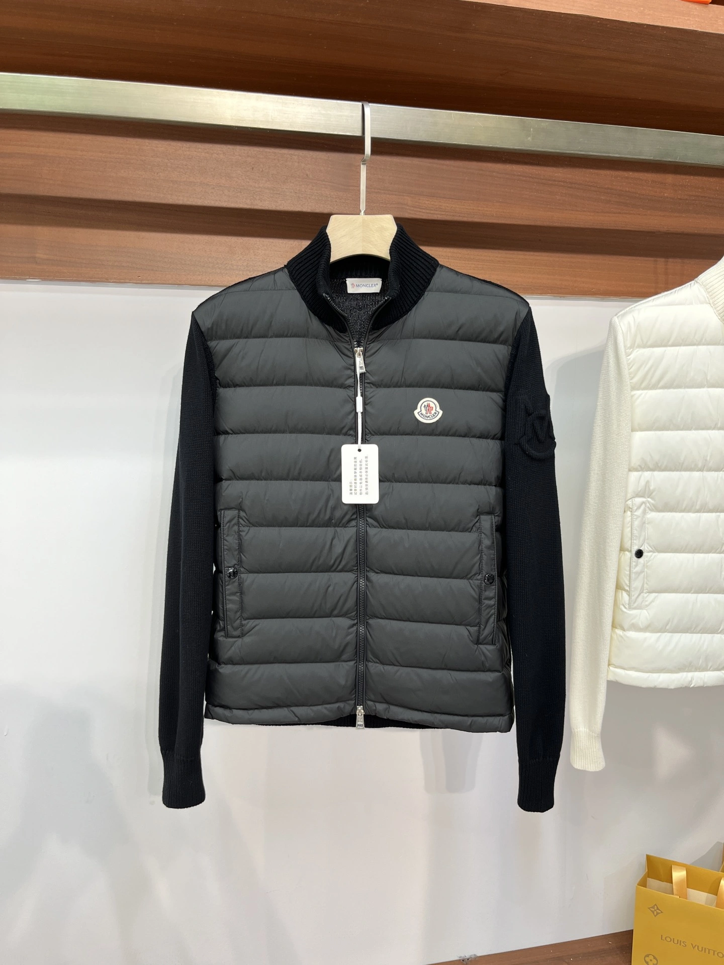 Moncler Down Jackets Comfortable 146472