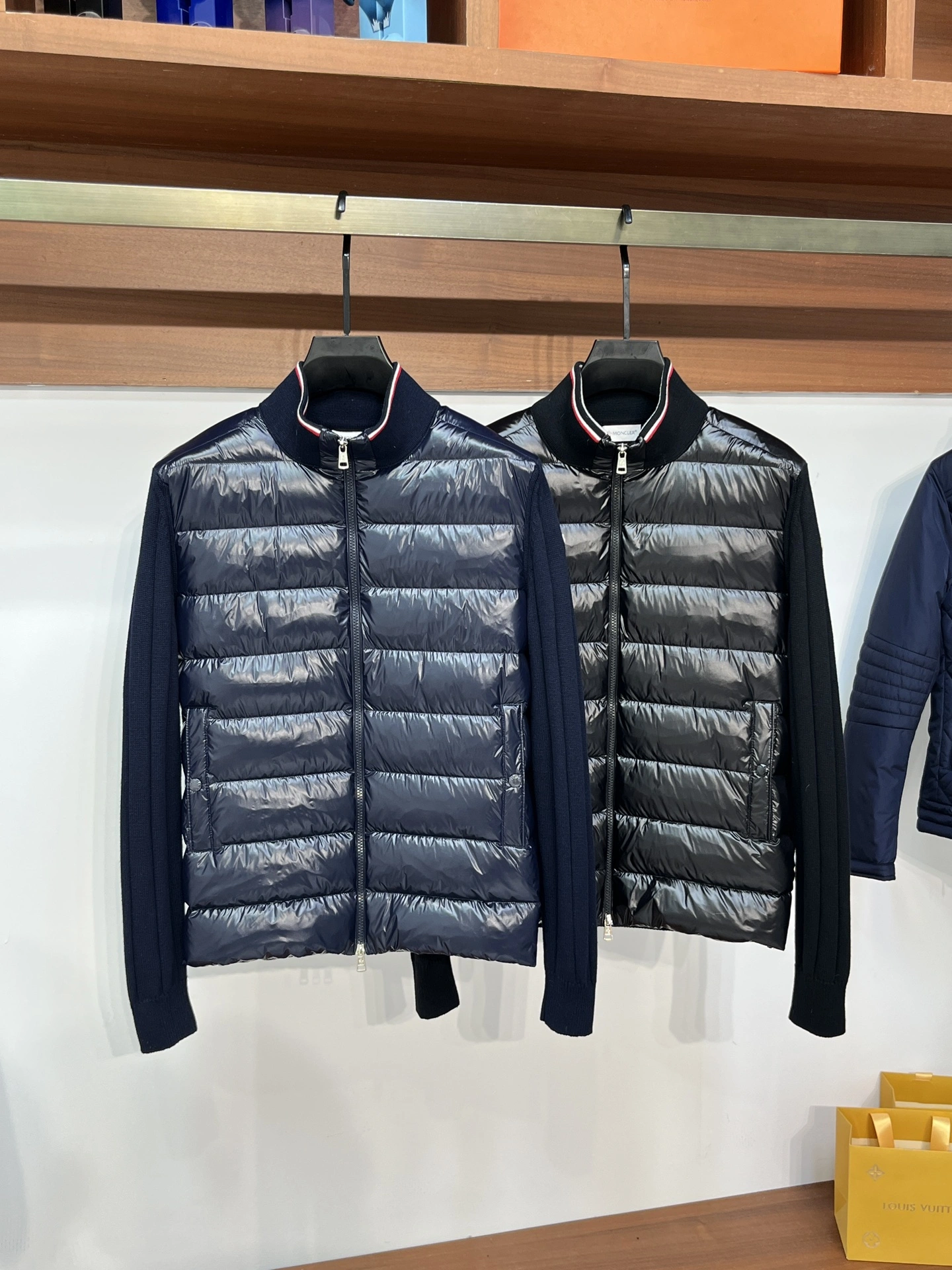 Fashionable Moncler Down Jackets 146439