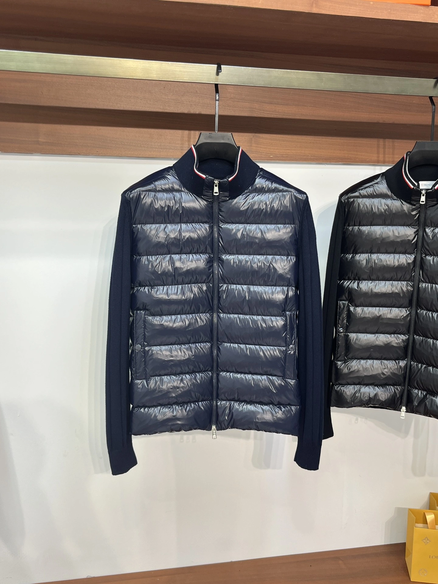 Fashionable Moncler Down Jackets 146439