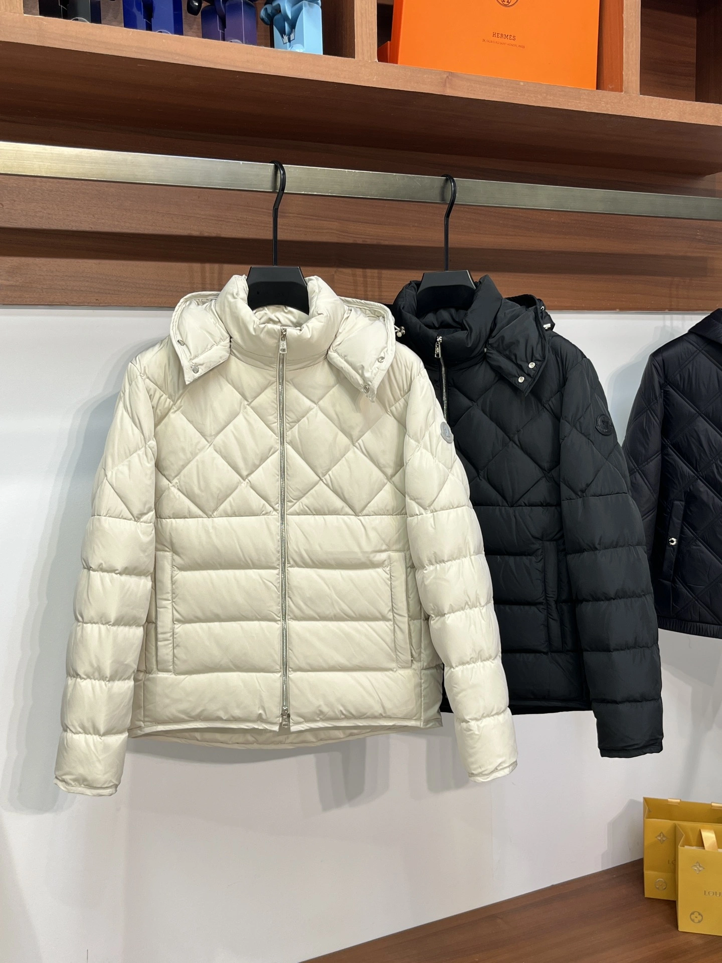 Affordable Moncler Down Jackets 146475