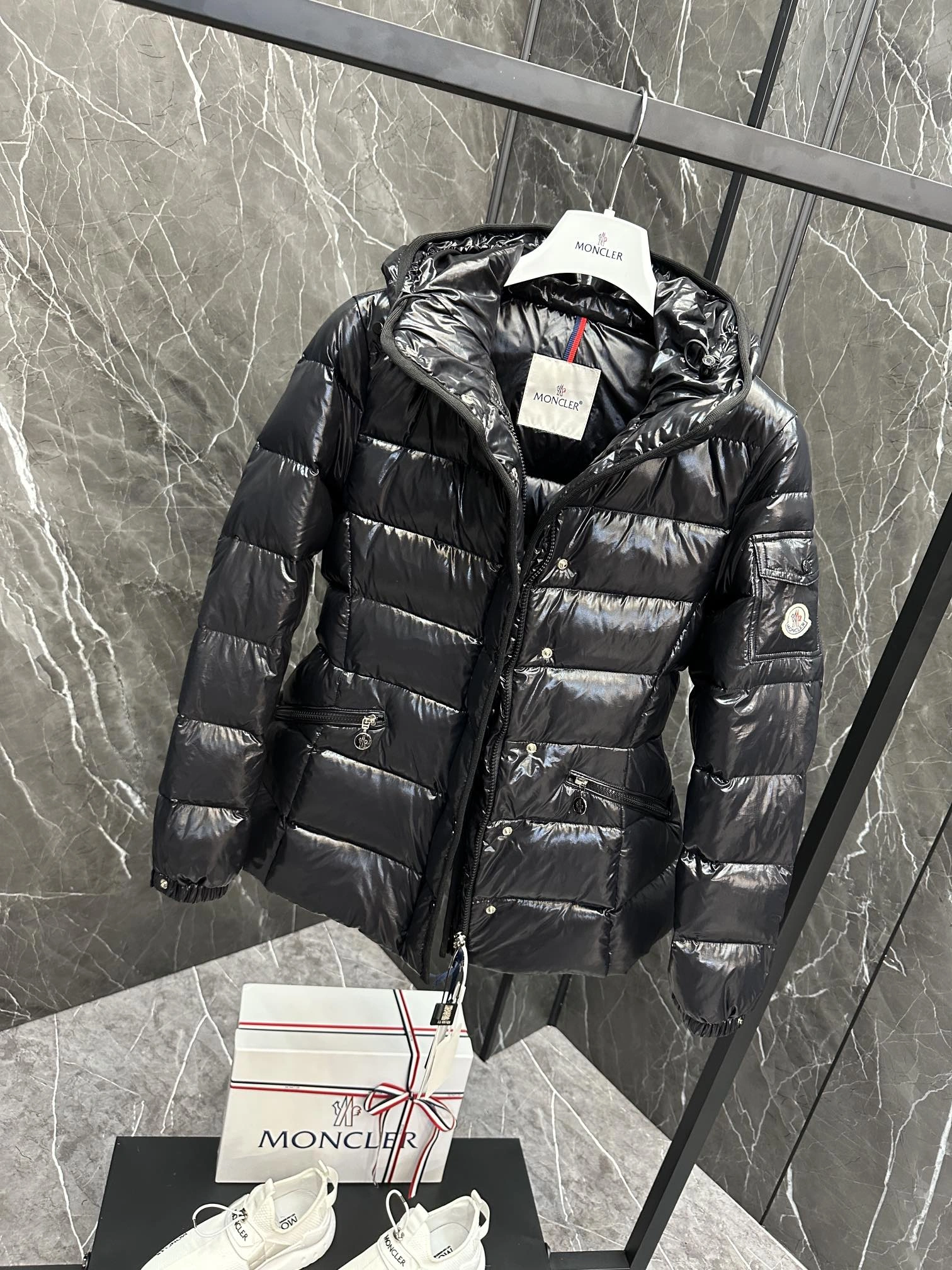 Sustainable Moncler Down Jackets 146434