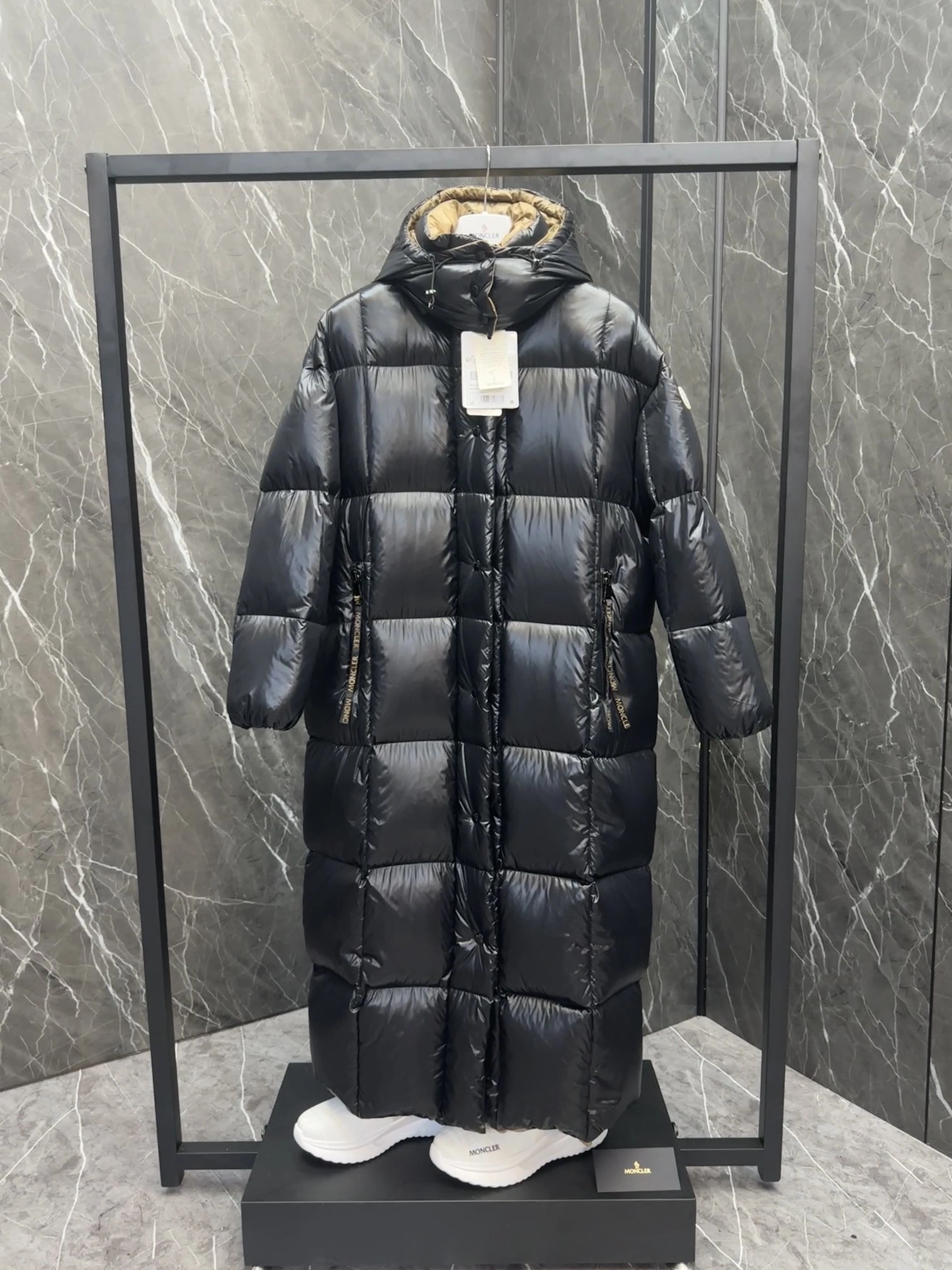 HighQuality Moncler Down Jackets 146429