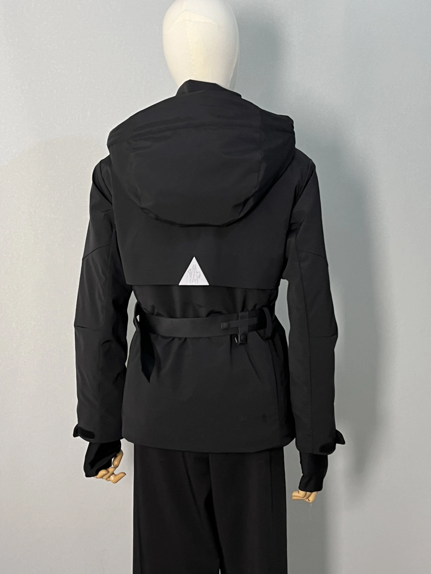 Moncler Down Jackets Refined 146410