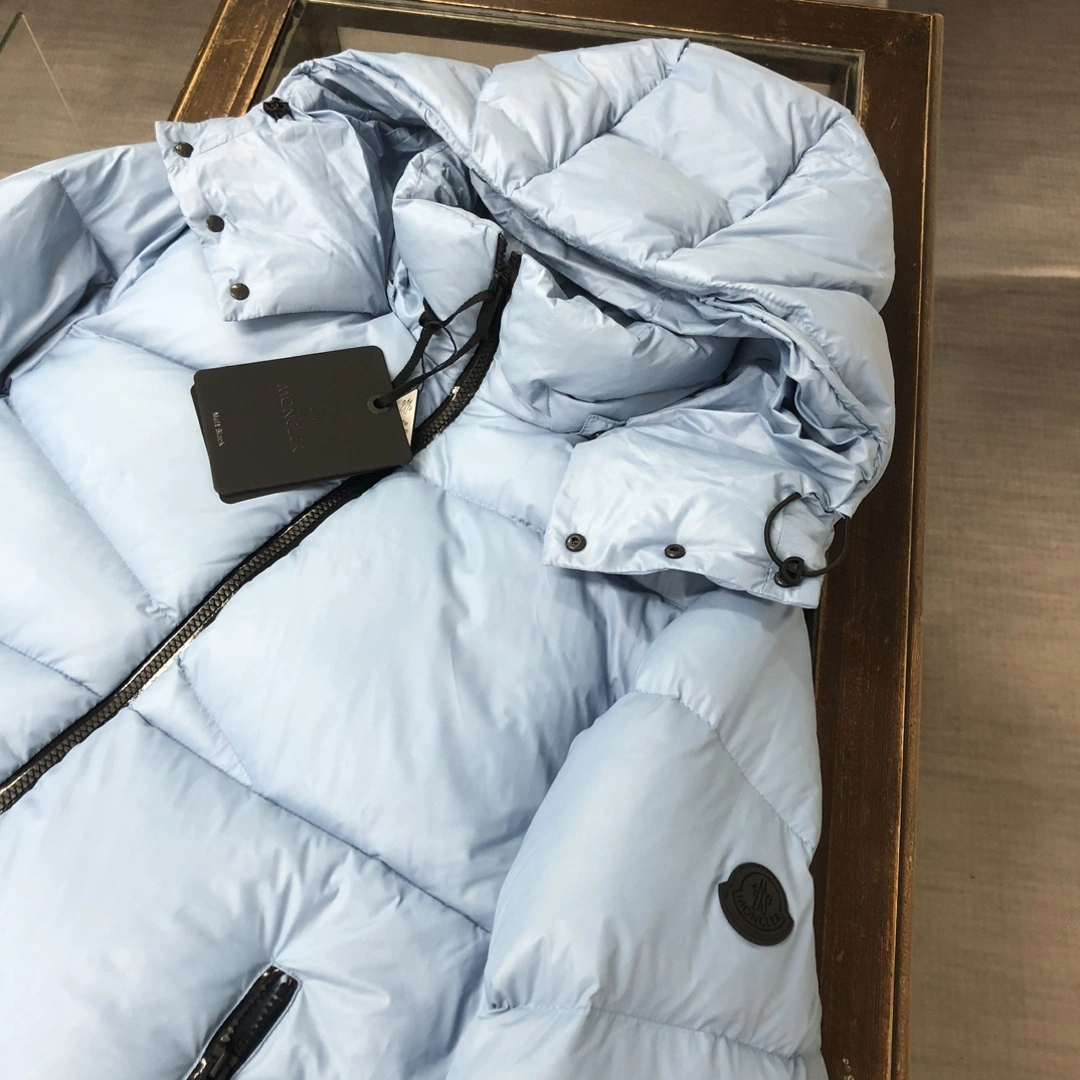 TimelessDesign Moncler Down Jackets 146402