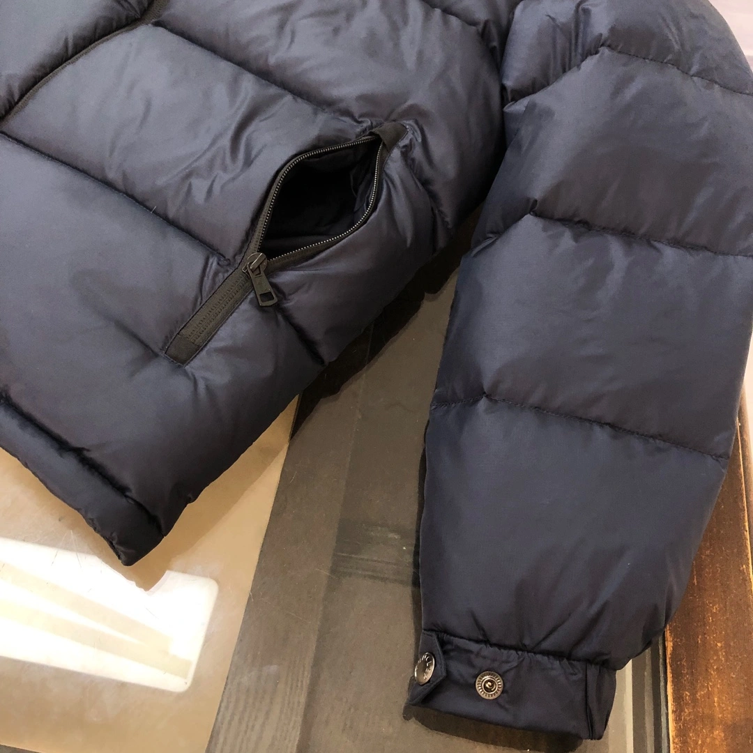 Moncler Down Jackets Stylish 146421