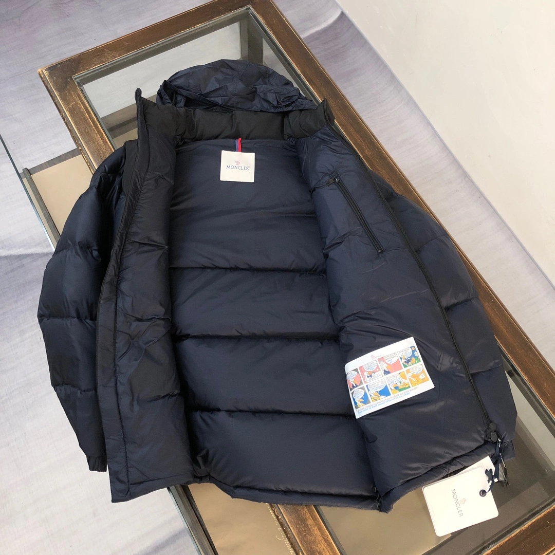 Moncler Down Jackets Stylish 146421