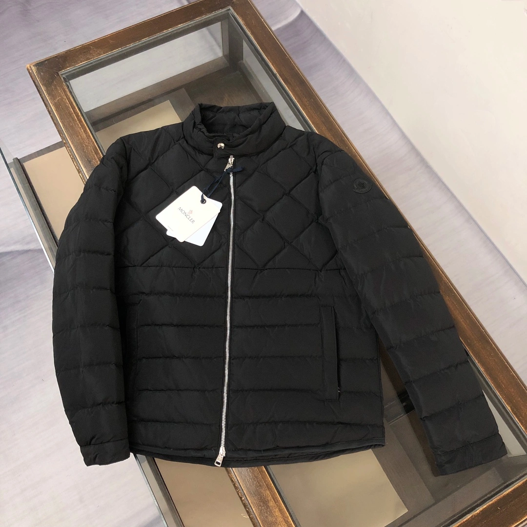 Sleek Moncler Down Jackets 146425