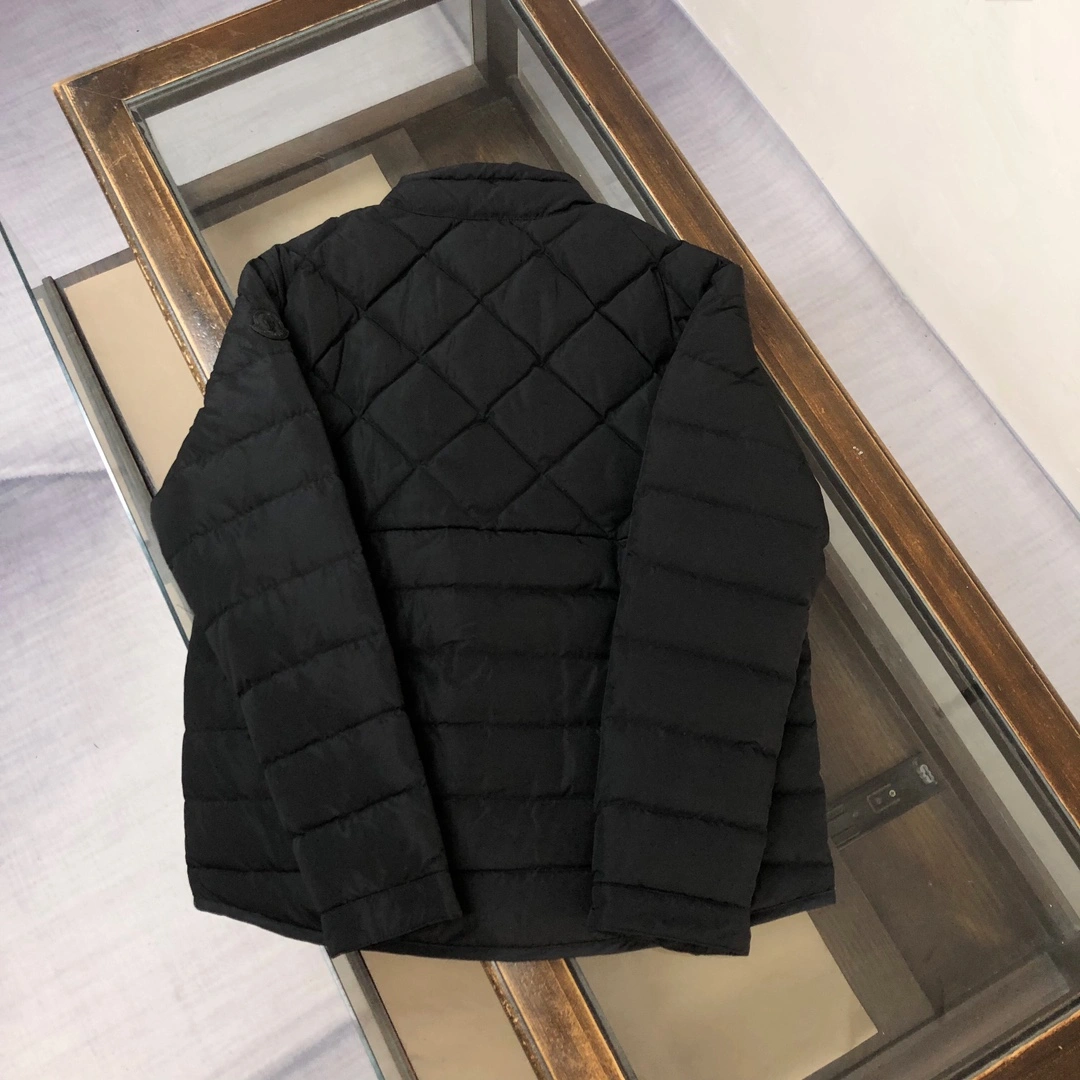 Sleek Moncler Down Jackets 146425