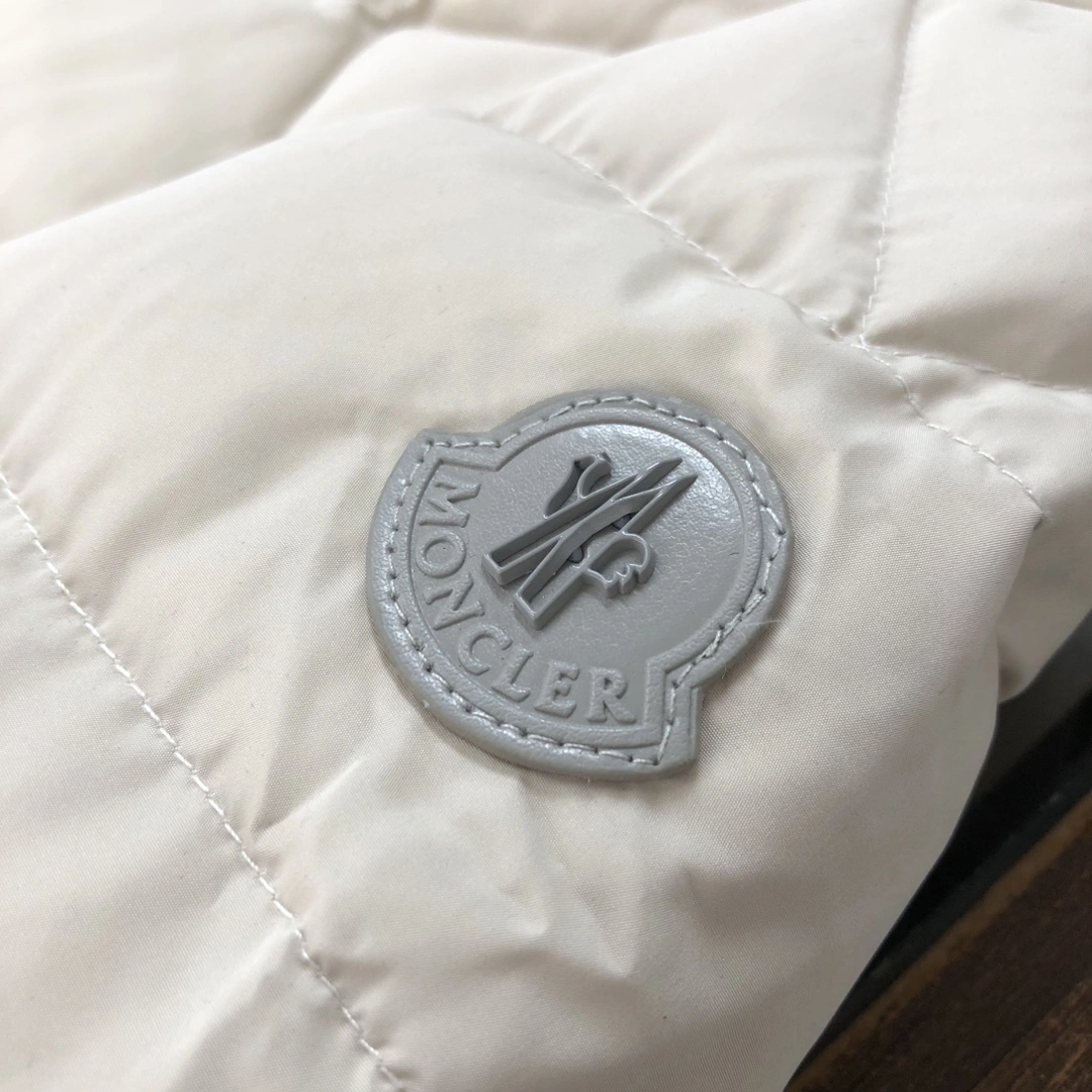 Minimalist Moncler Down Jackets 146423