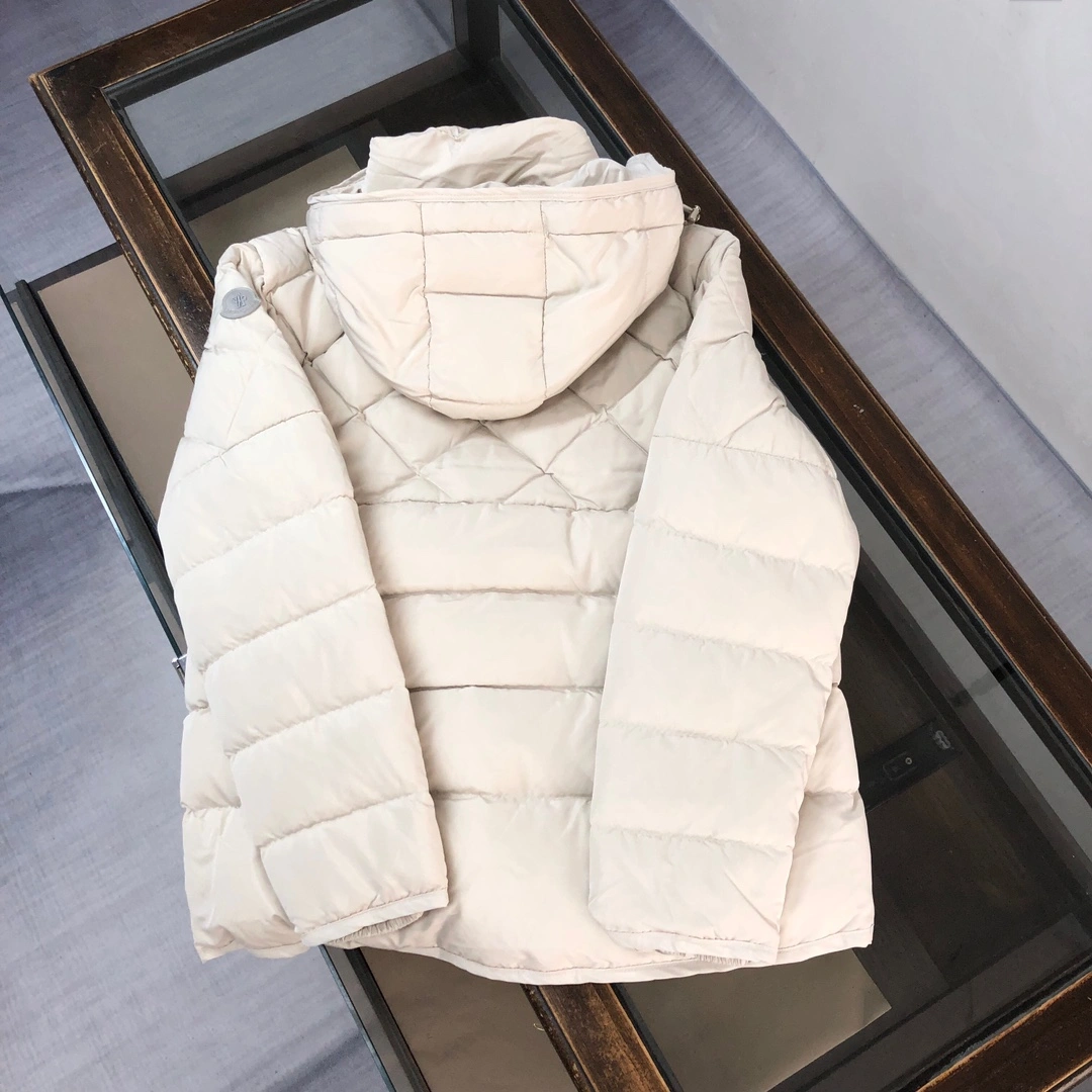 Moncler Down Jackets Classic 146417